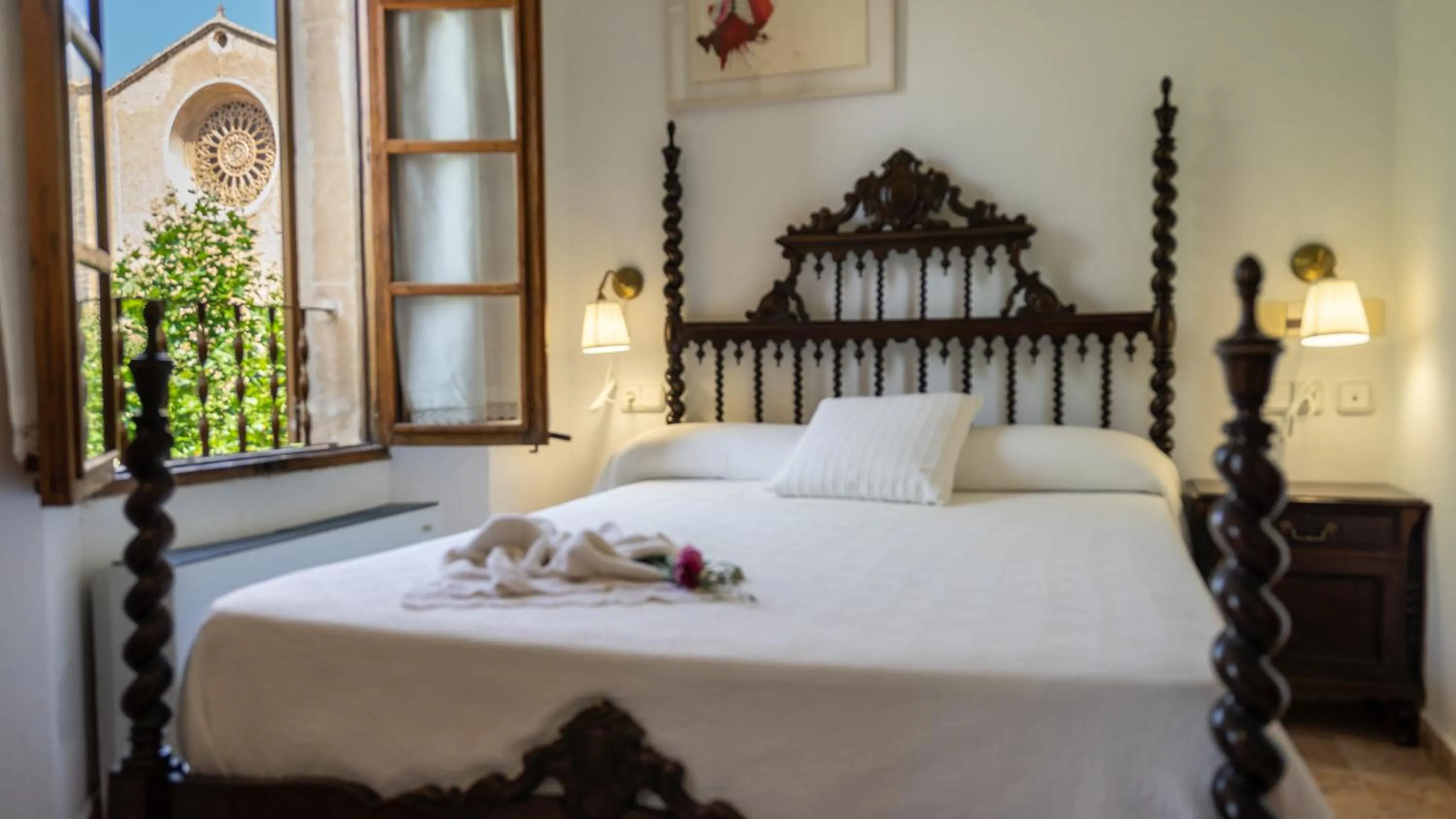 Bedroom, Bed in Juma Historic Hotel