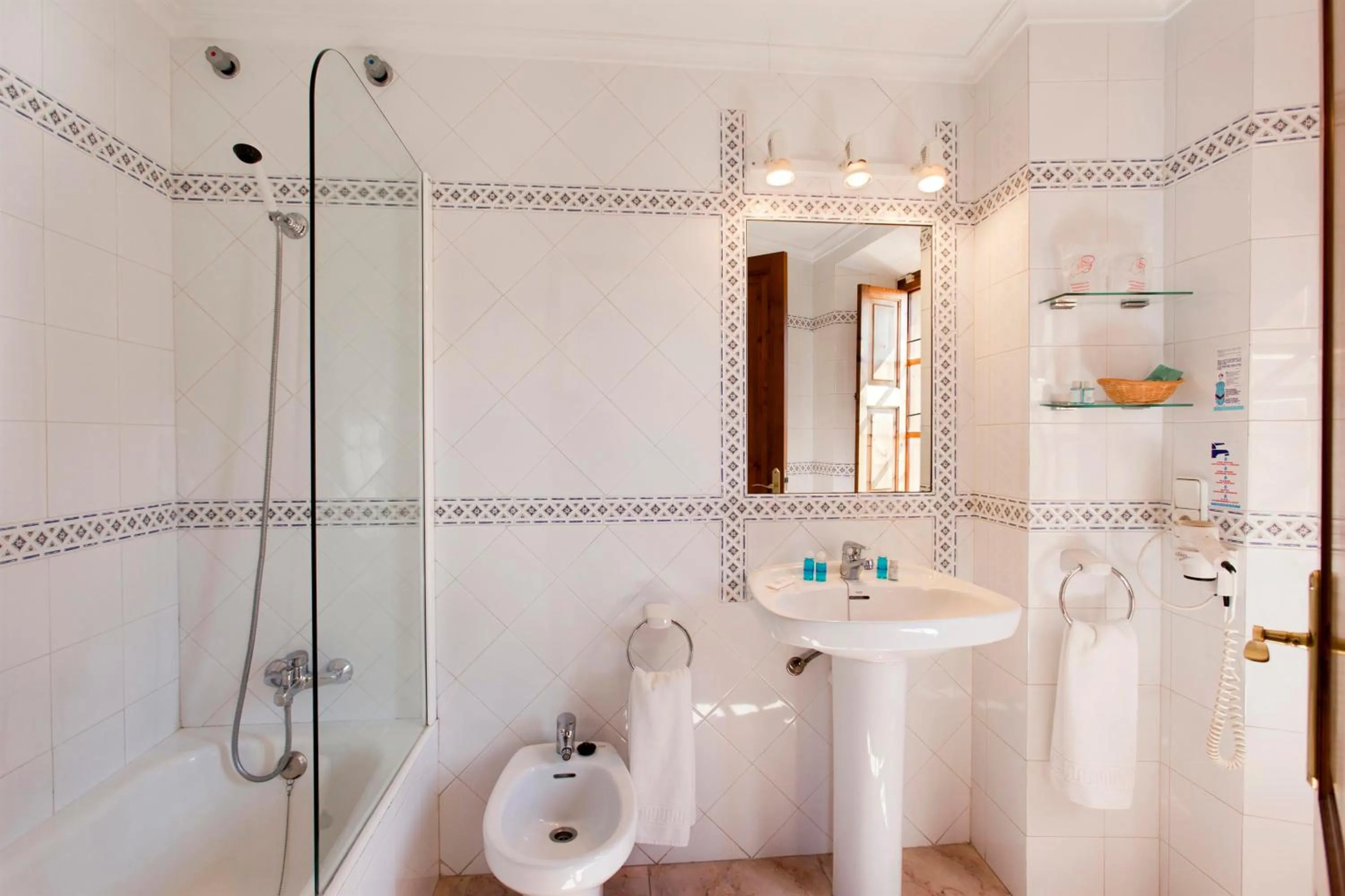 Bathroom in Juma Historic Hotel