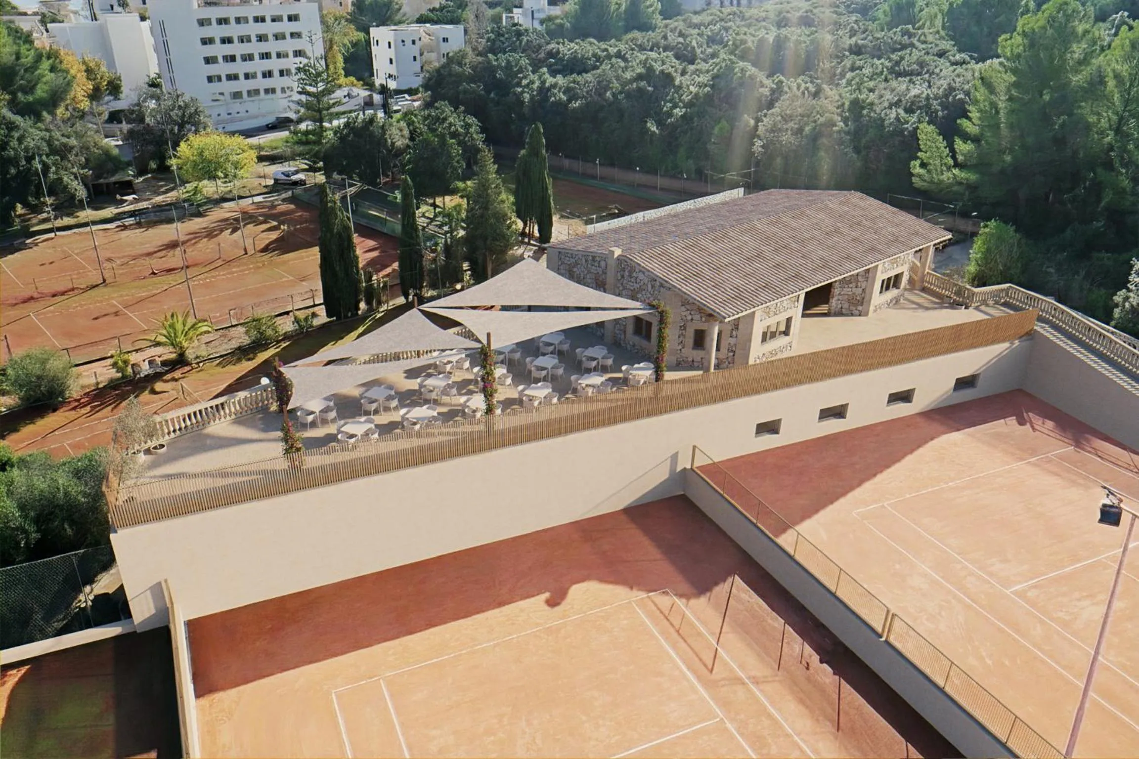 Tennis court in Canyamel Sun Suites Hotel