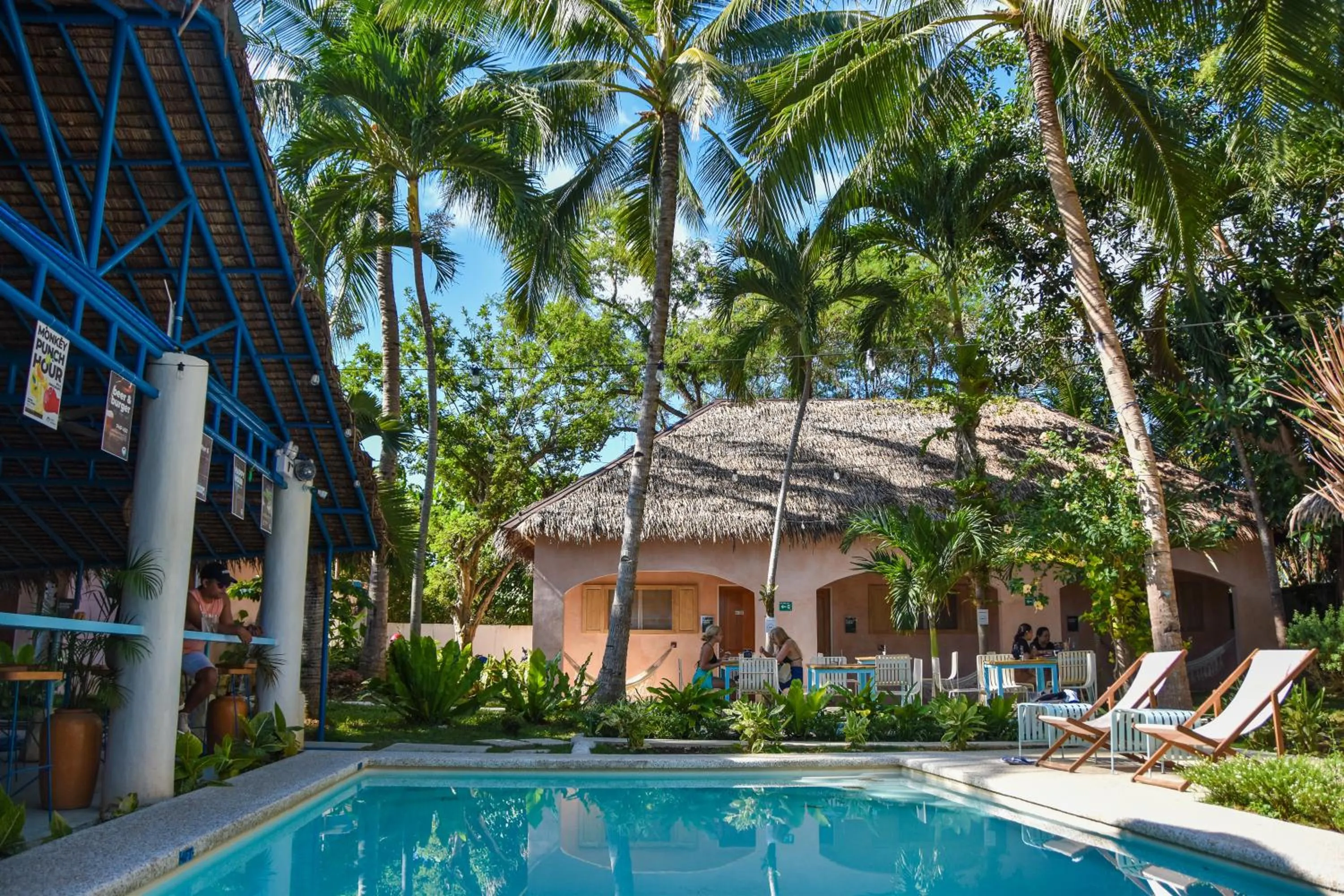 Property building in Mad Monkey Panglao