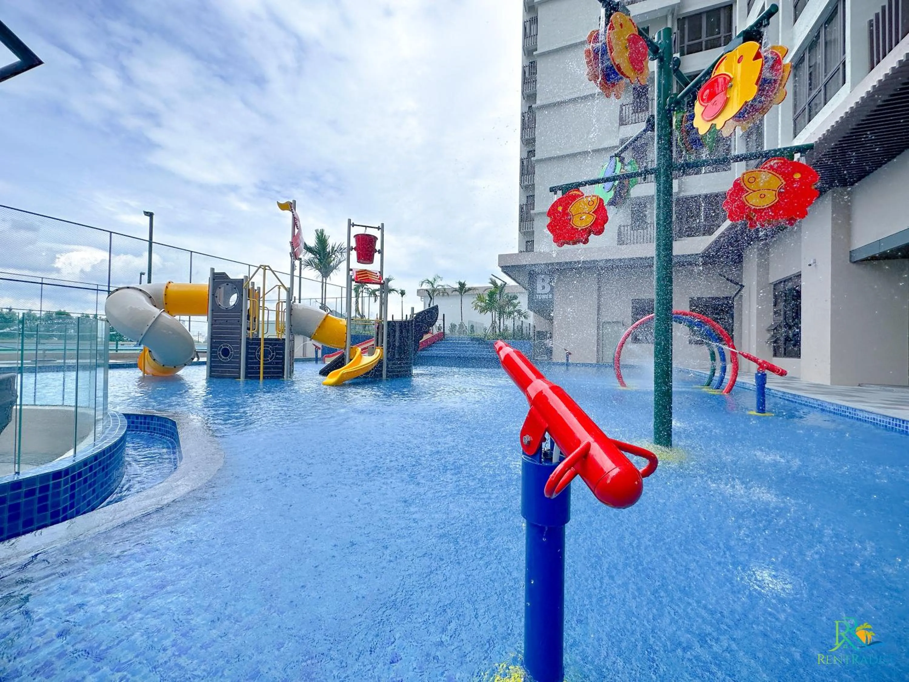 Swimming pool in Bali Sea View Residences Melaka at Stayrene