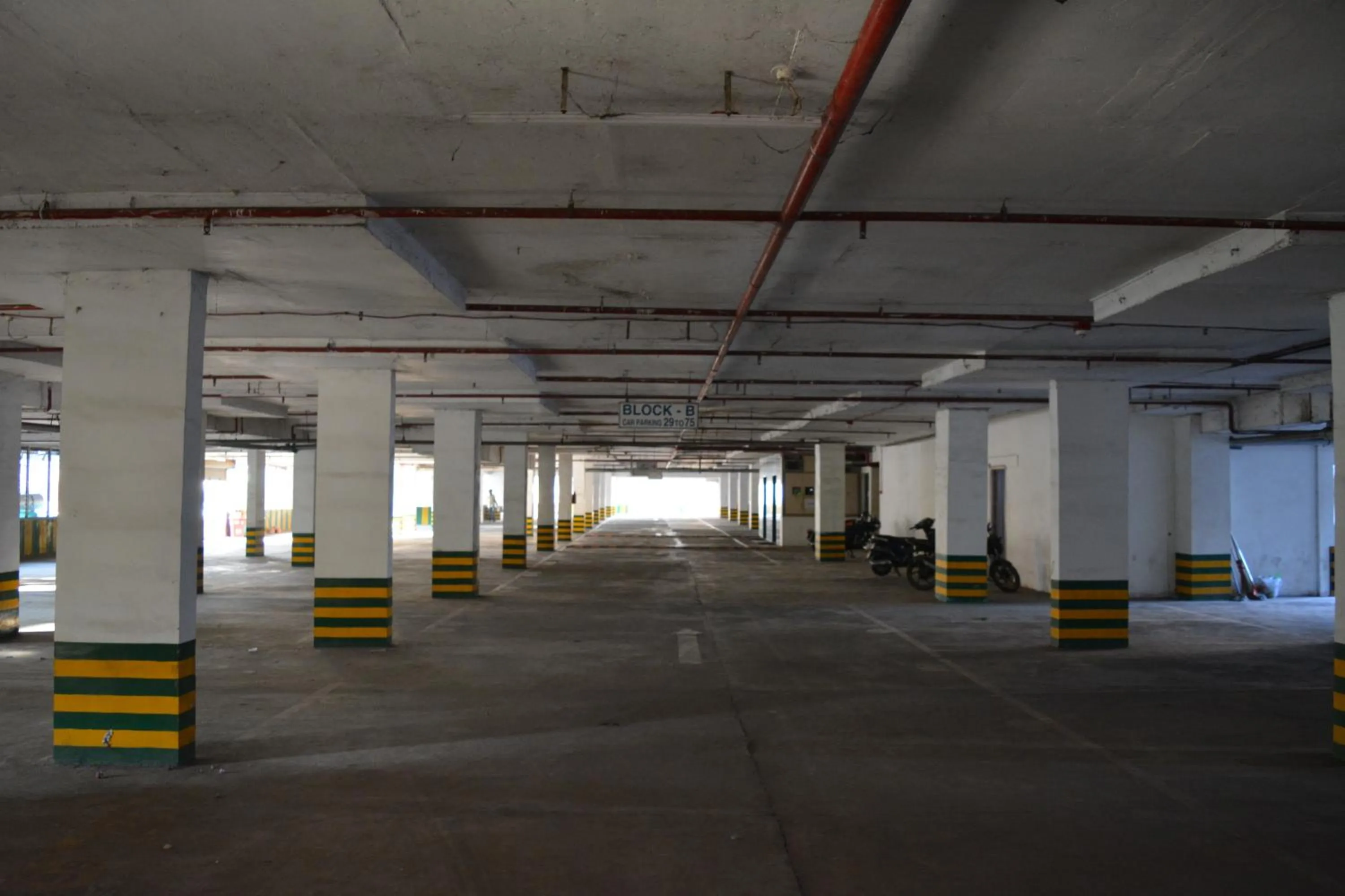 Parking in Hotel Ambicas Grand