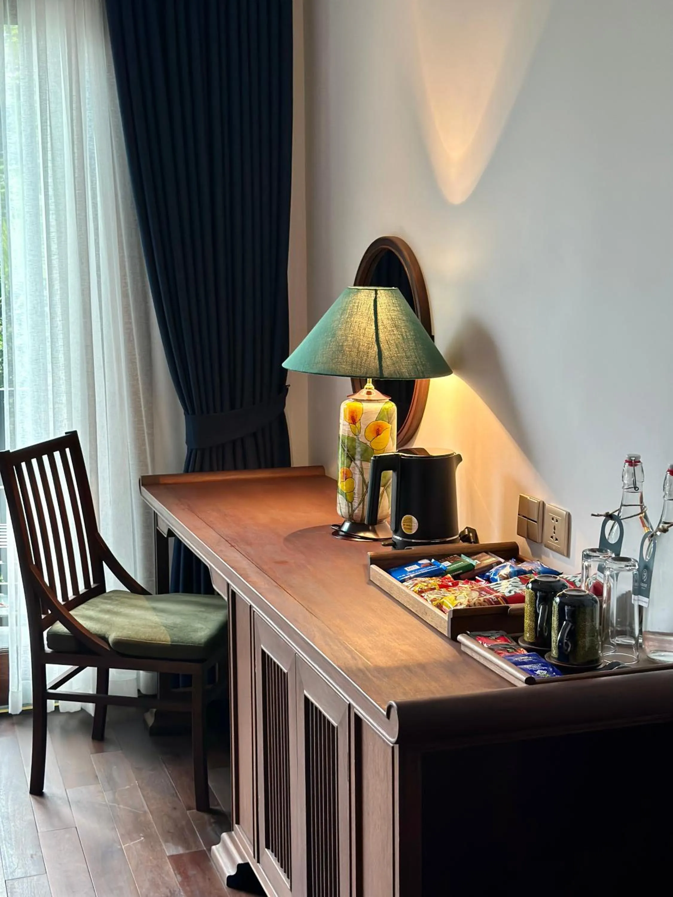 hair dresser in Amour Resort Bavi