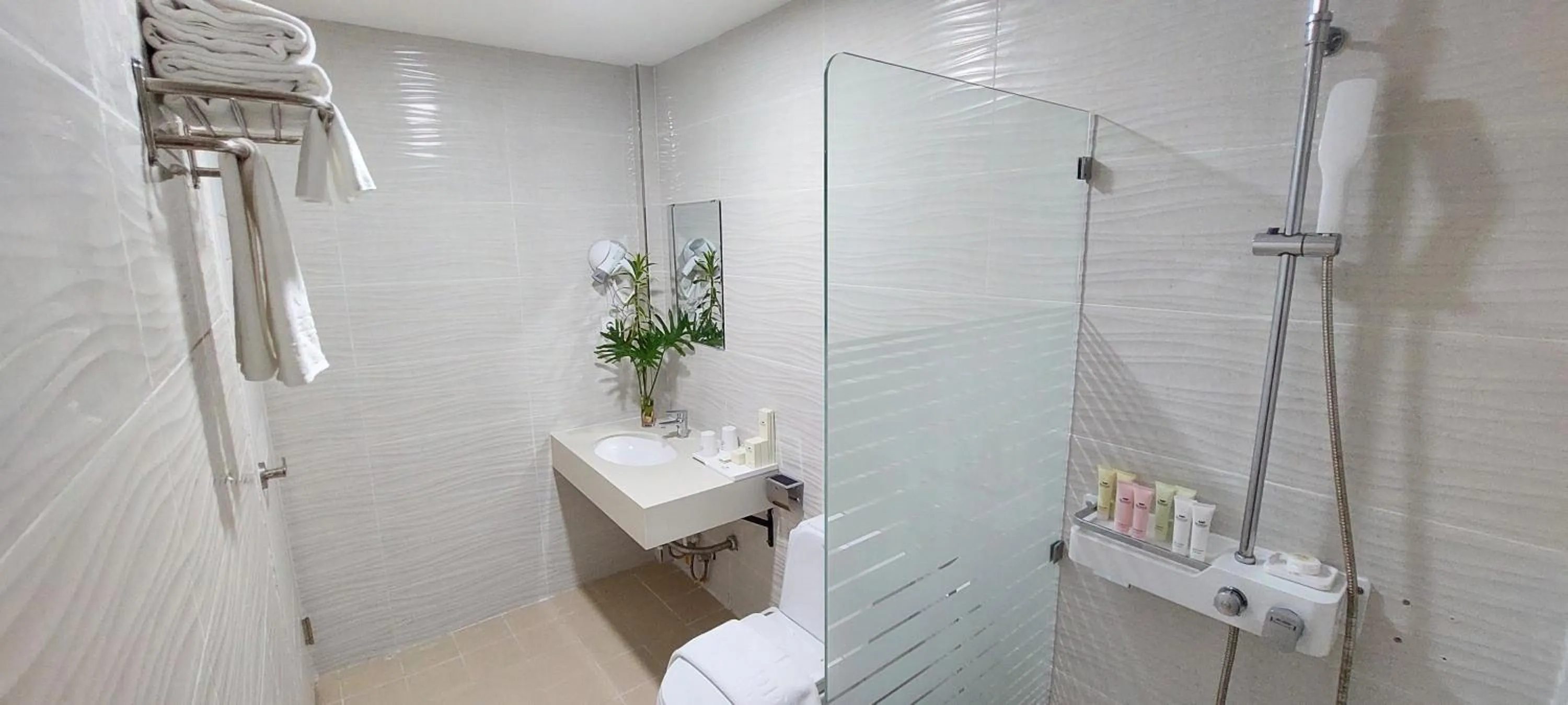 Bathroom in 라메디 리조트 보홀 Ramede Resort Bohl