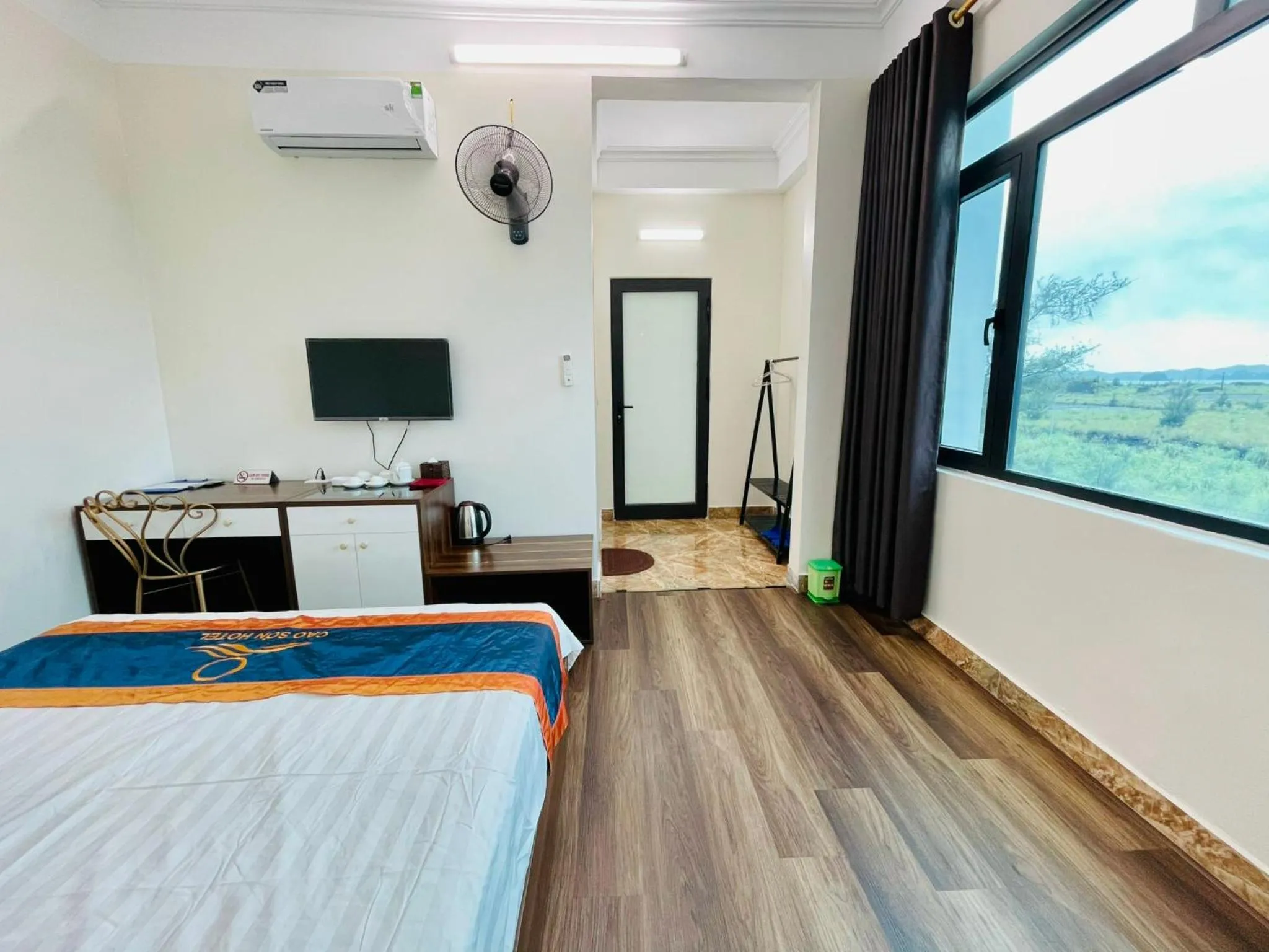 Bed in Khách Sạn Cao Sơn Cẩm Phả