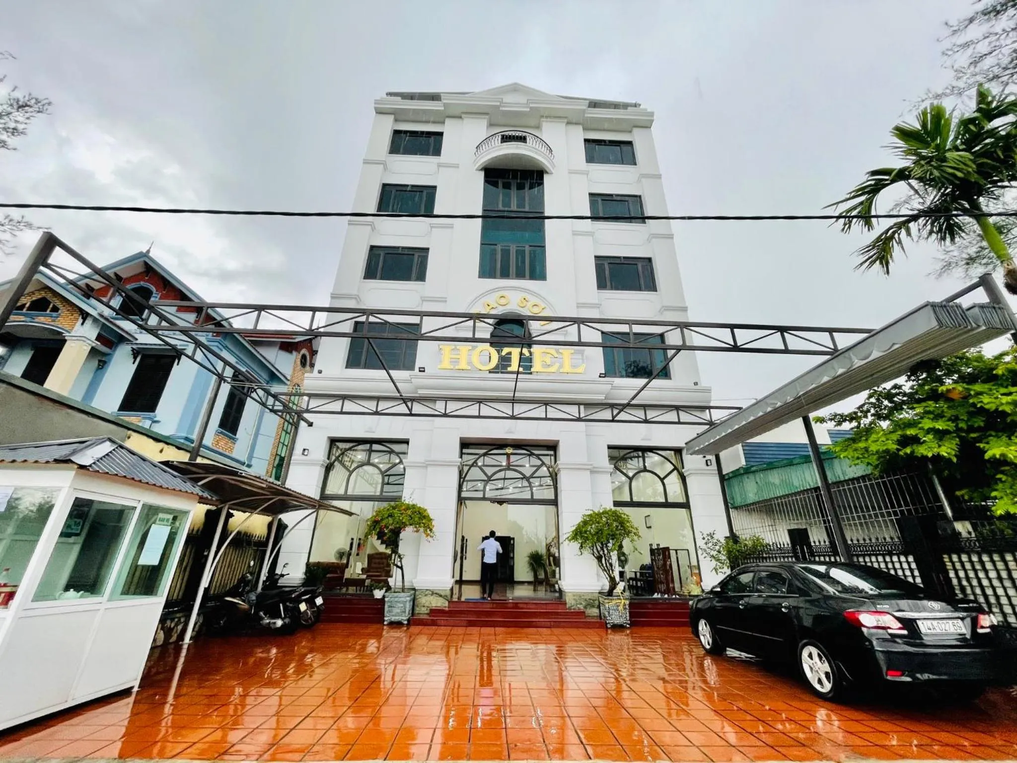 Khách Sạn Cao Sơn Cẩm Phả