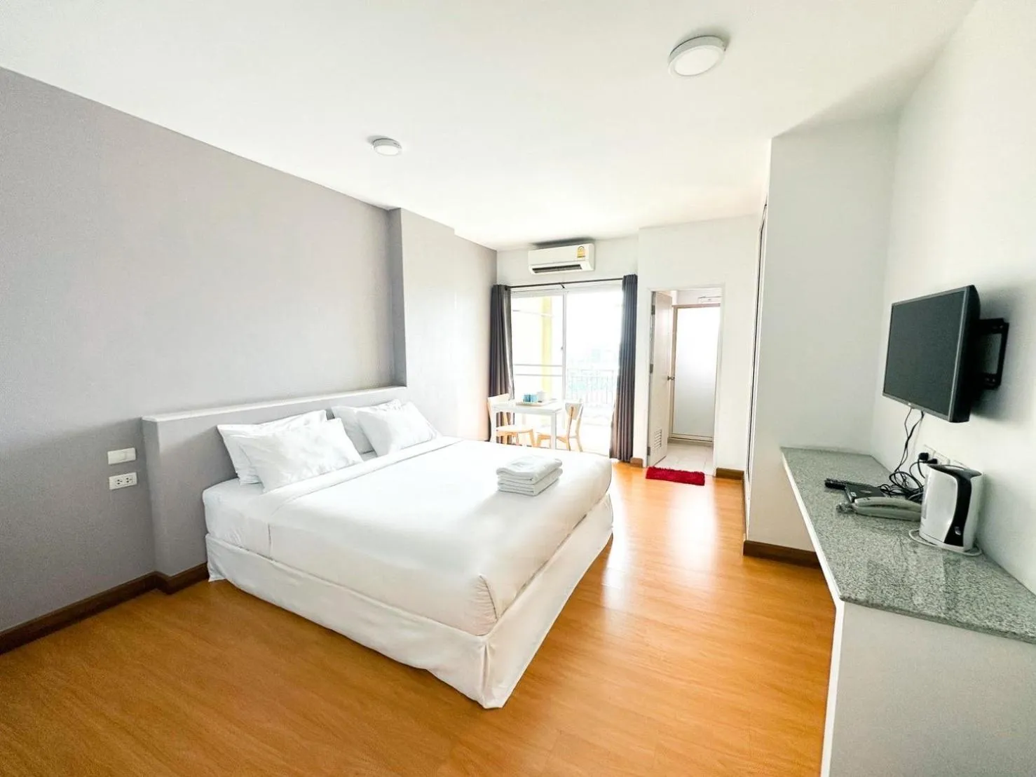 Bed in The Island Resort