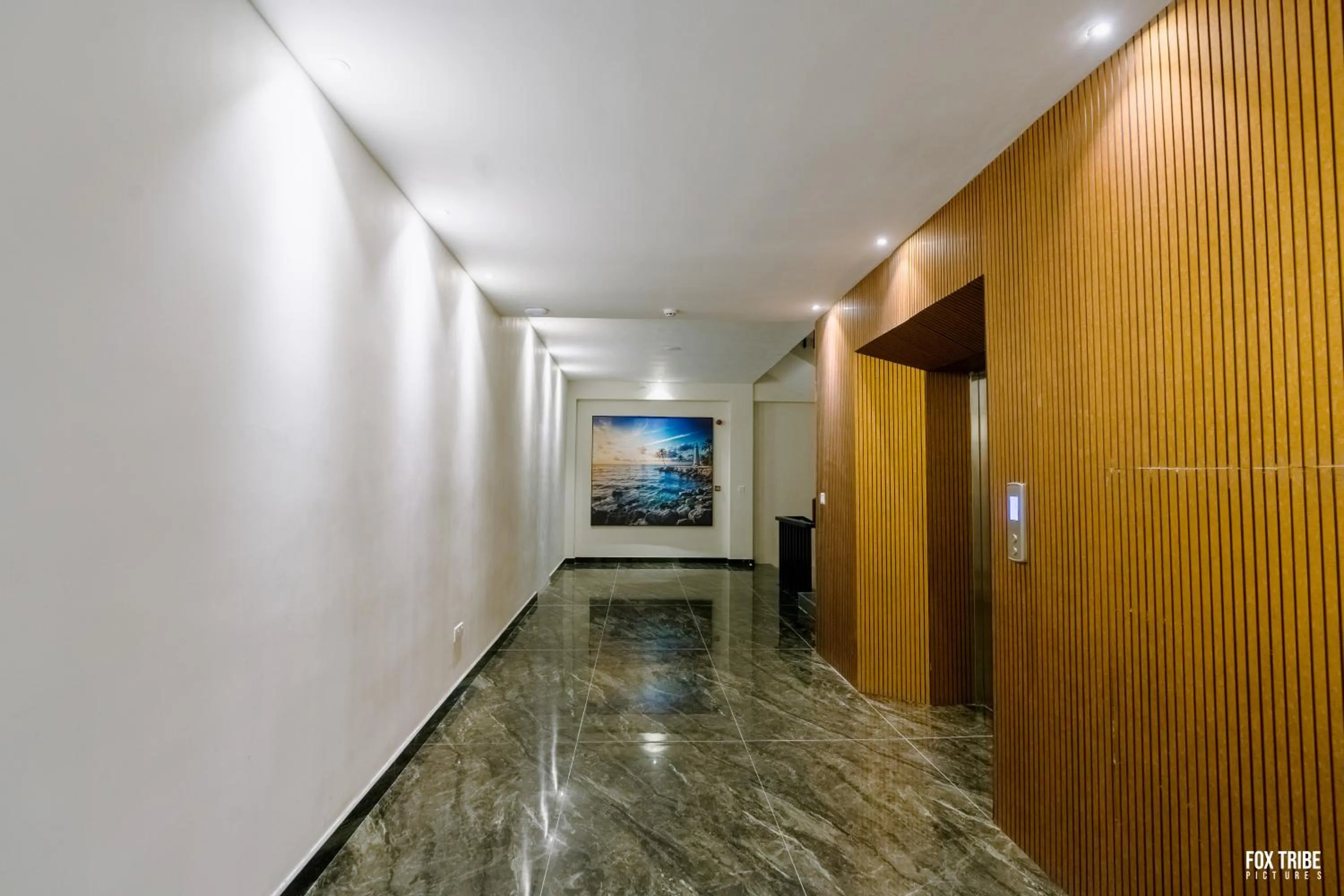 Earl's Regent Negombo "Golden Shore at Your Door - Find Your Dream Stay"