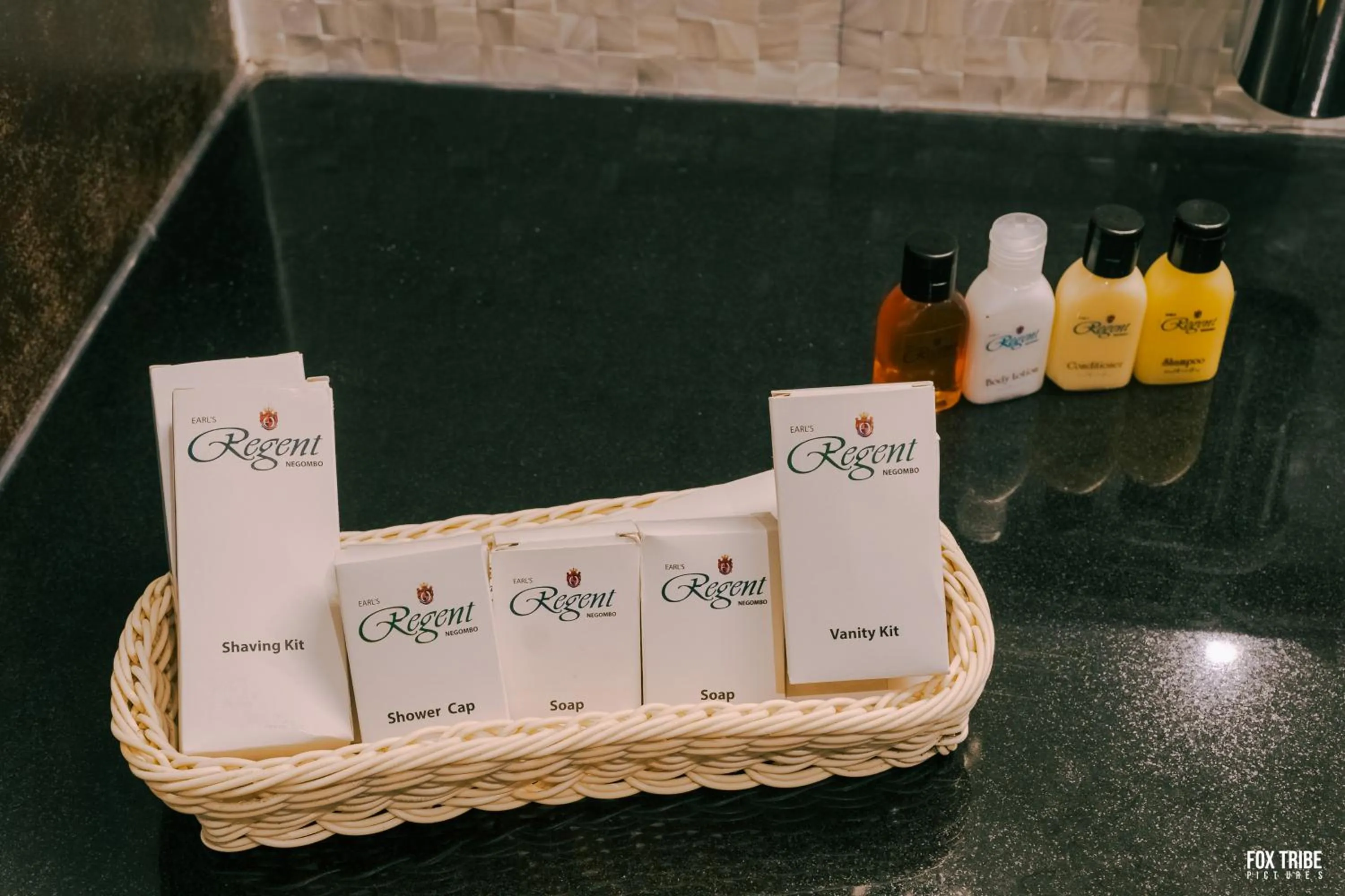 Earl's Regent Negombo "Golden Shore at Your Door - Find Your Dream Stay"