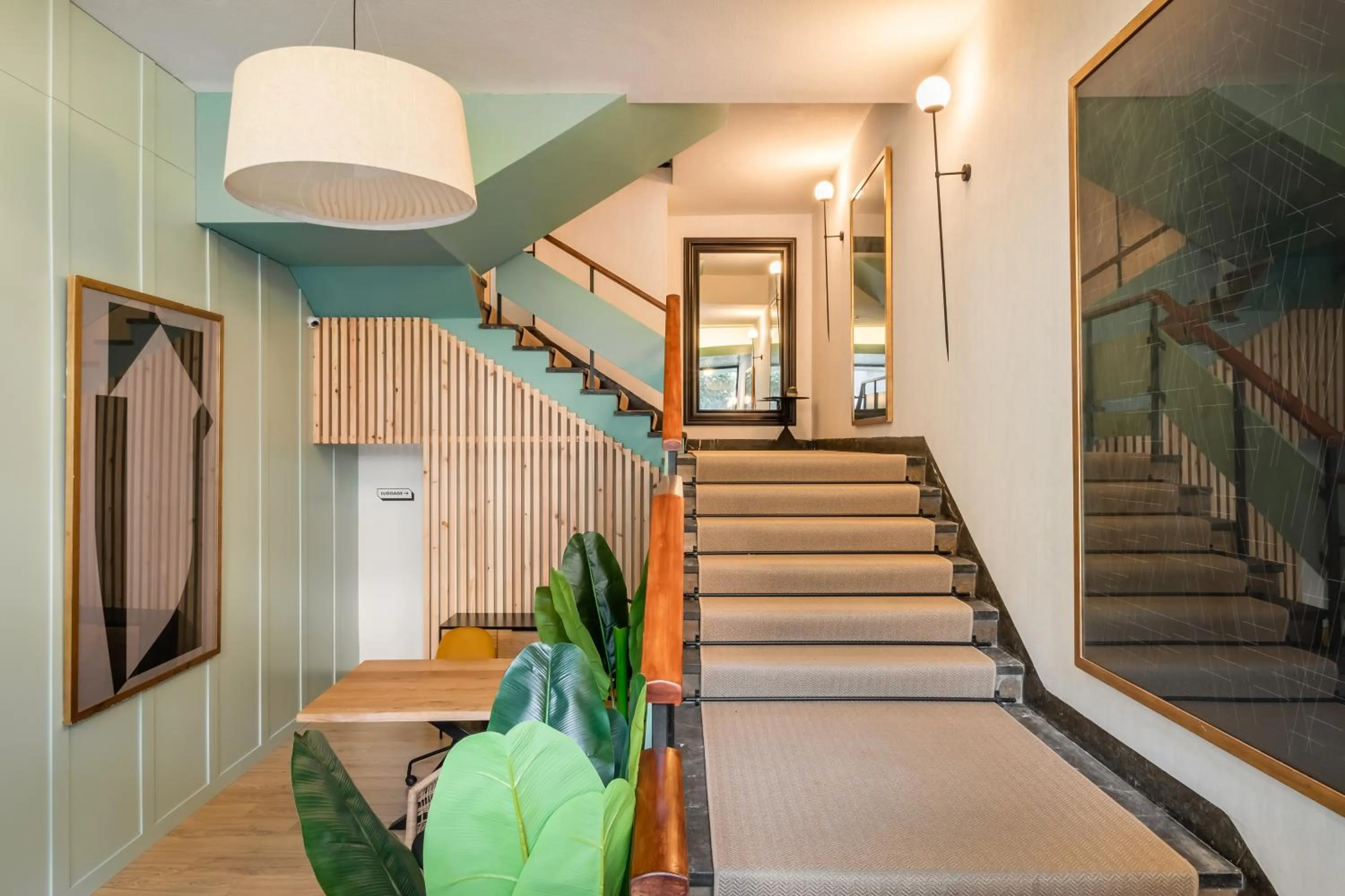 Lobby or reception in BYPILLOW Irala