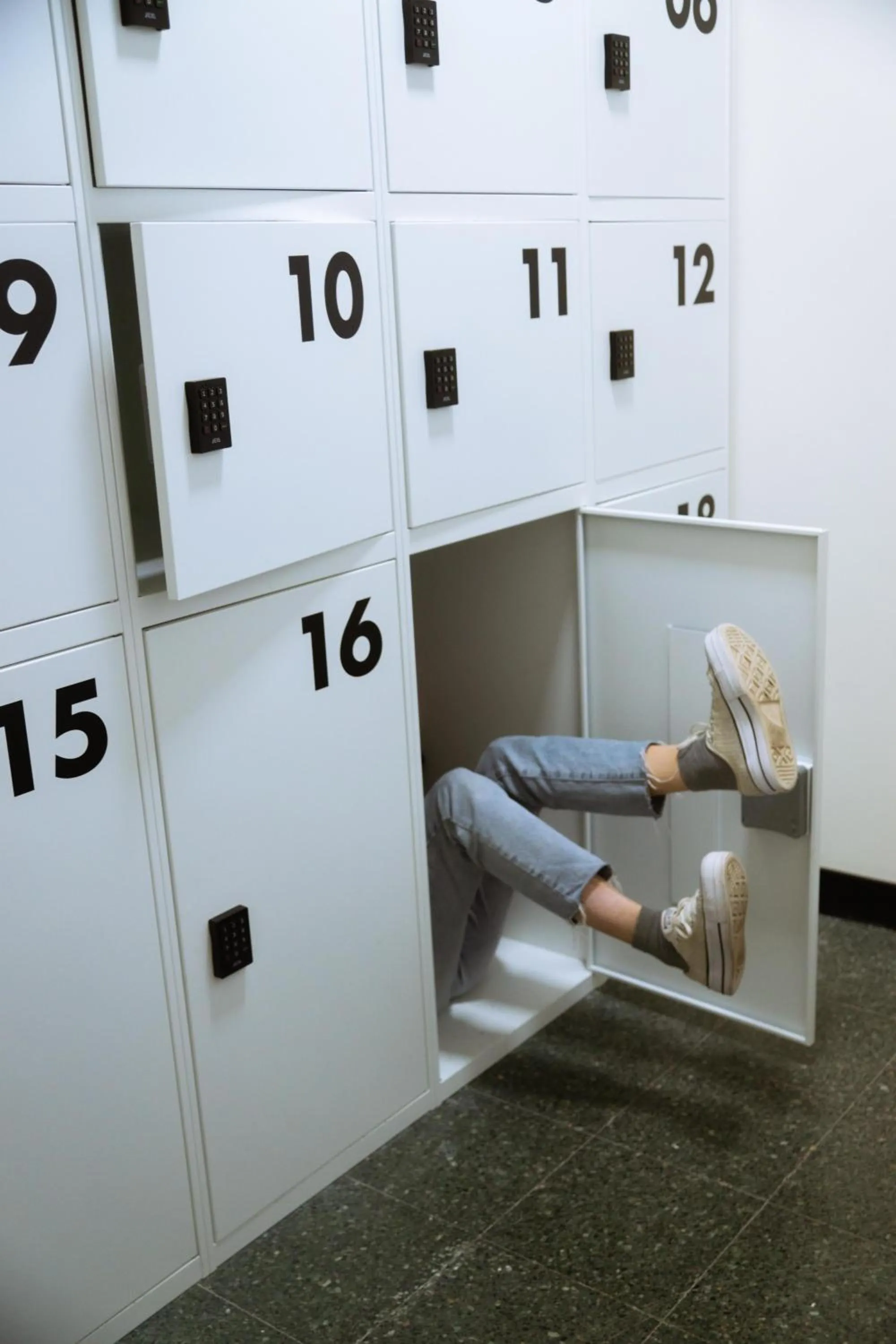 locker in BYPILLOW Irala