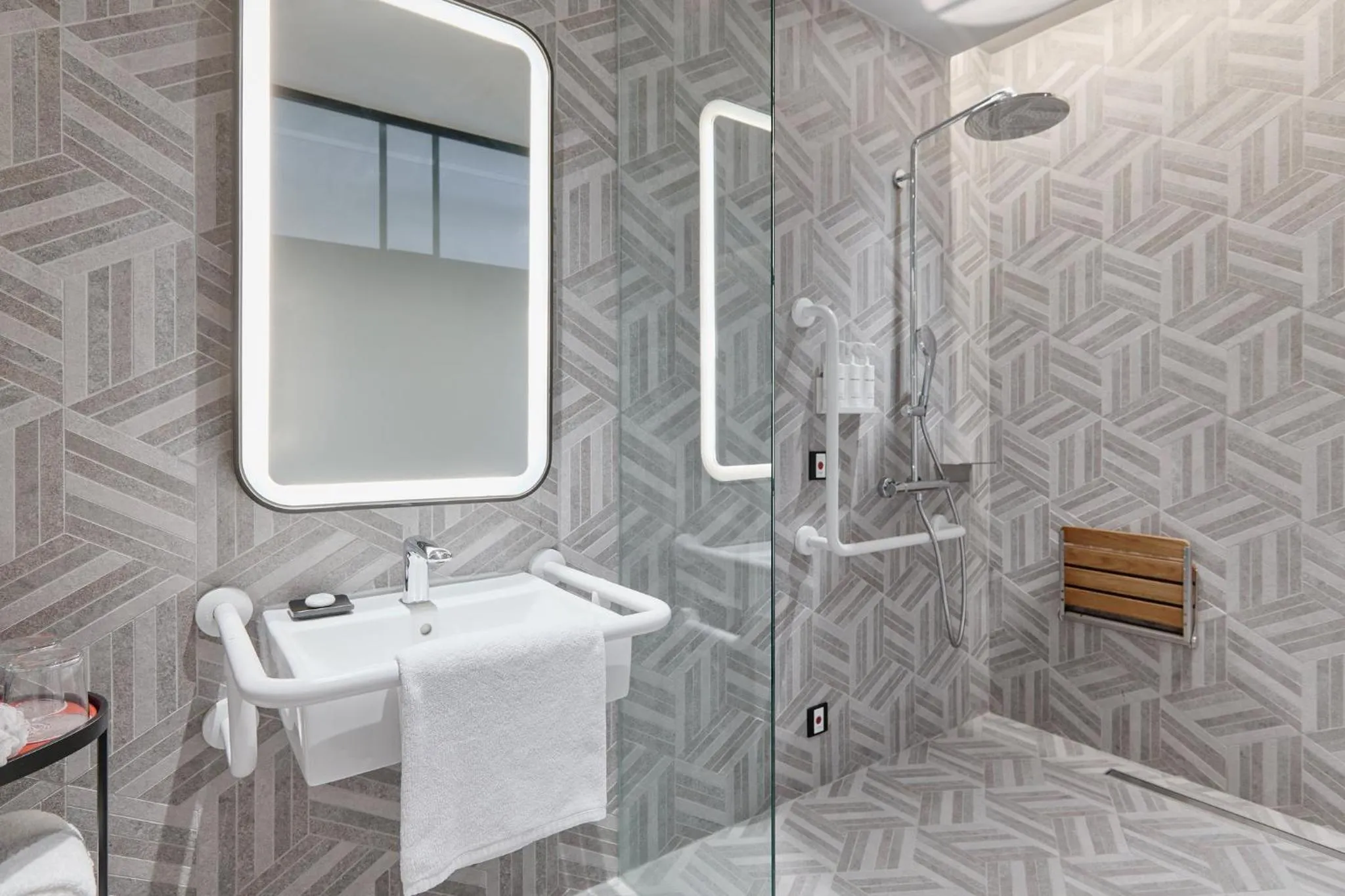 Photo of the whole room in Hotel Indigo Alishan by IHG