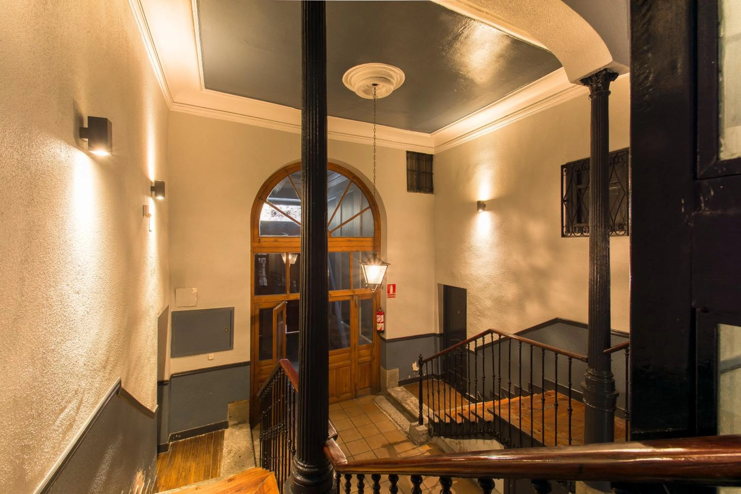 Facade/entrance in Hostal La Vera