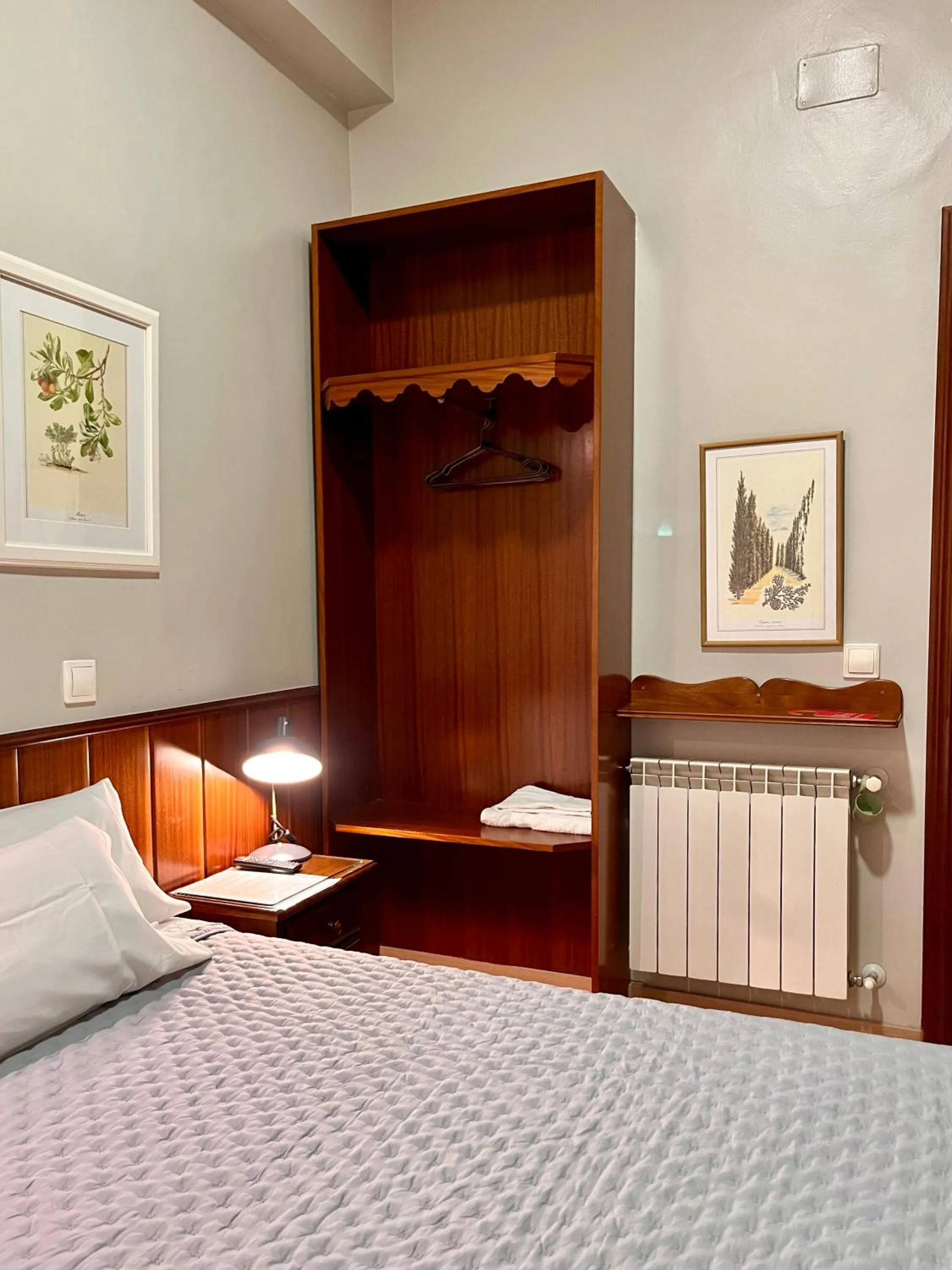 Photo of the whole room, Bed in Hostal La Vera