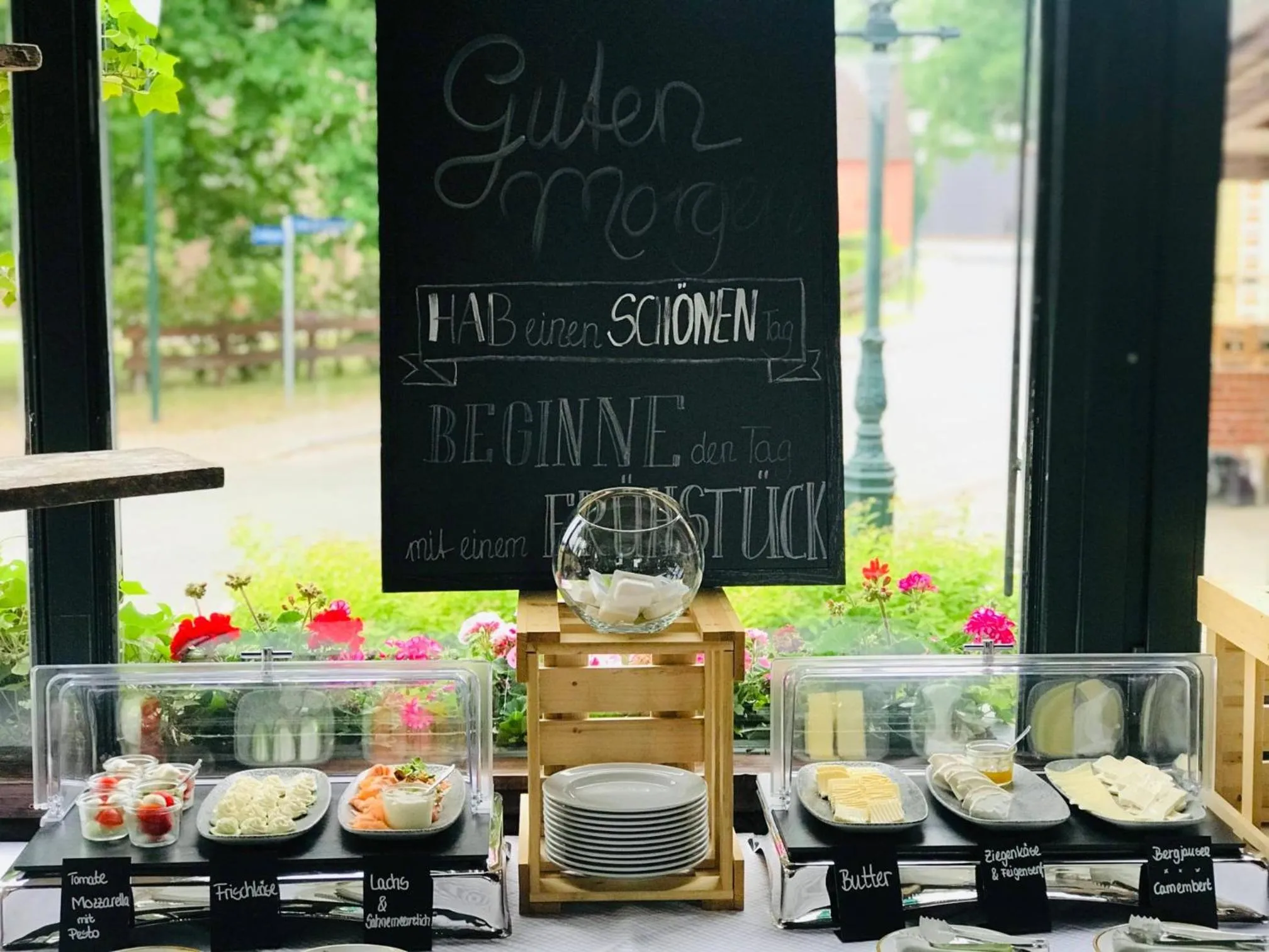 Breakfast in Vielanker Brauhaus GmbH