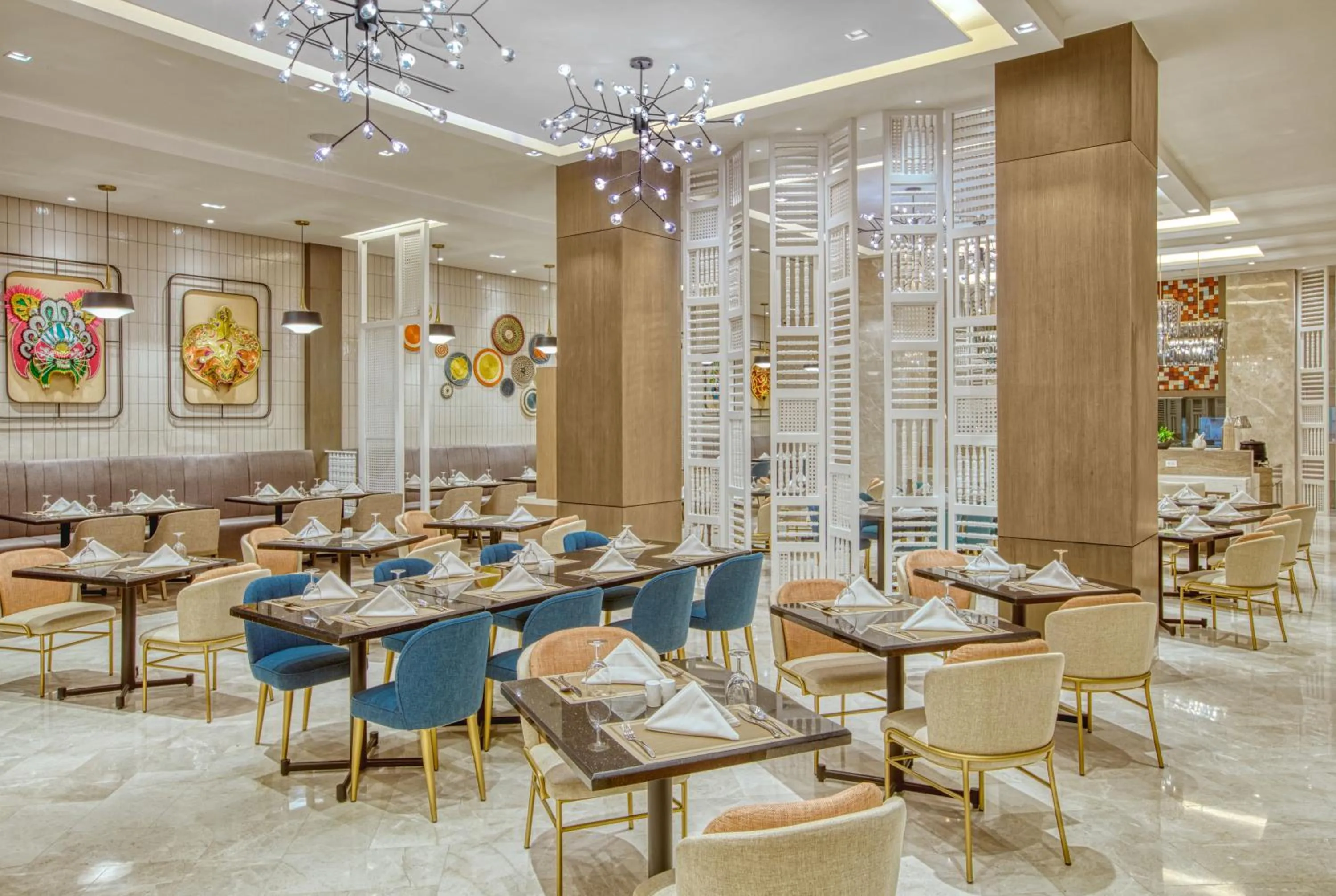 Restaurant/places to eat in Mercure Mactan Cebu