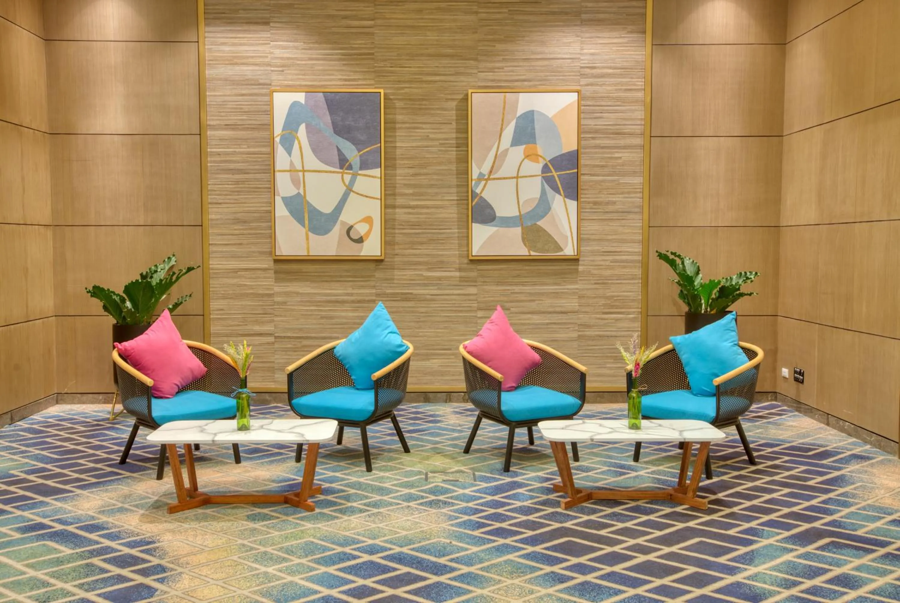 Seating area in Mercure Mactan Cebu