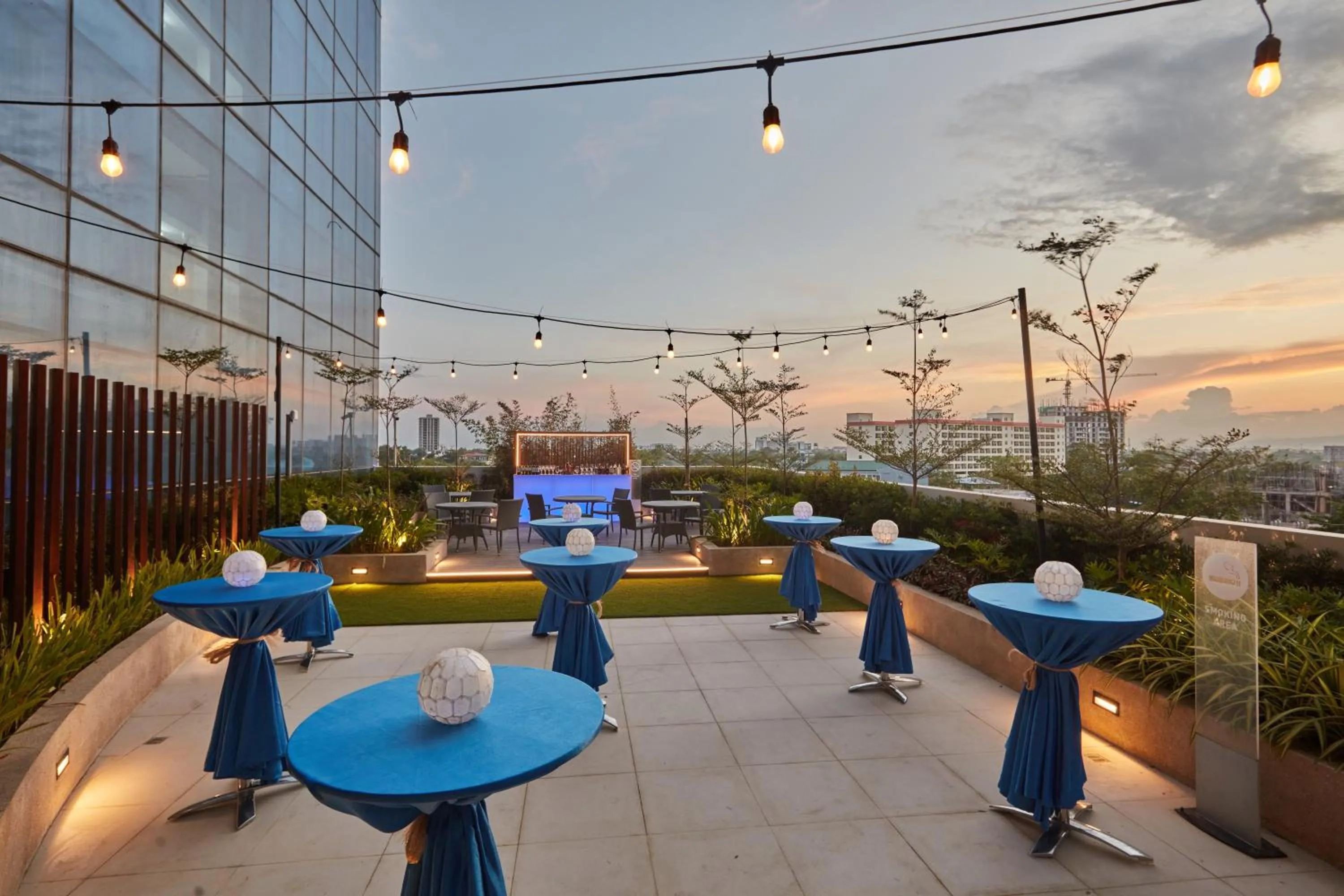 Patio in Mercure Mactan Cebu