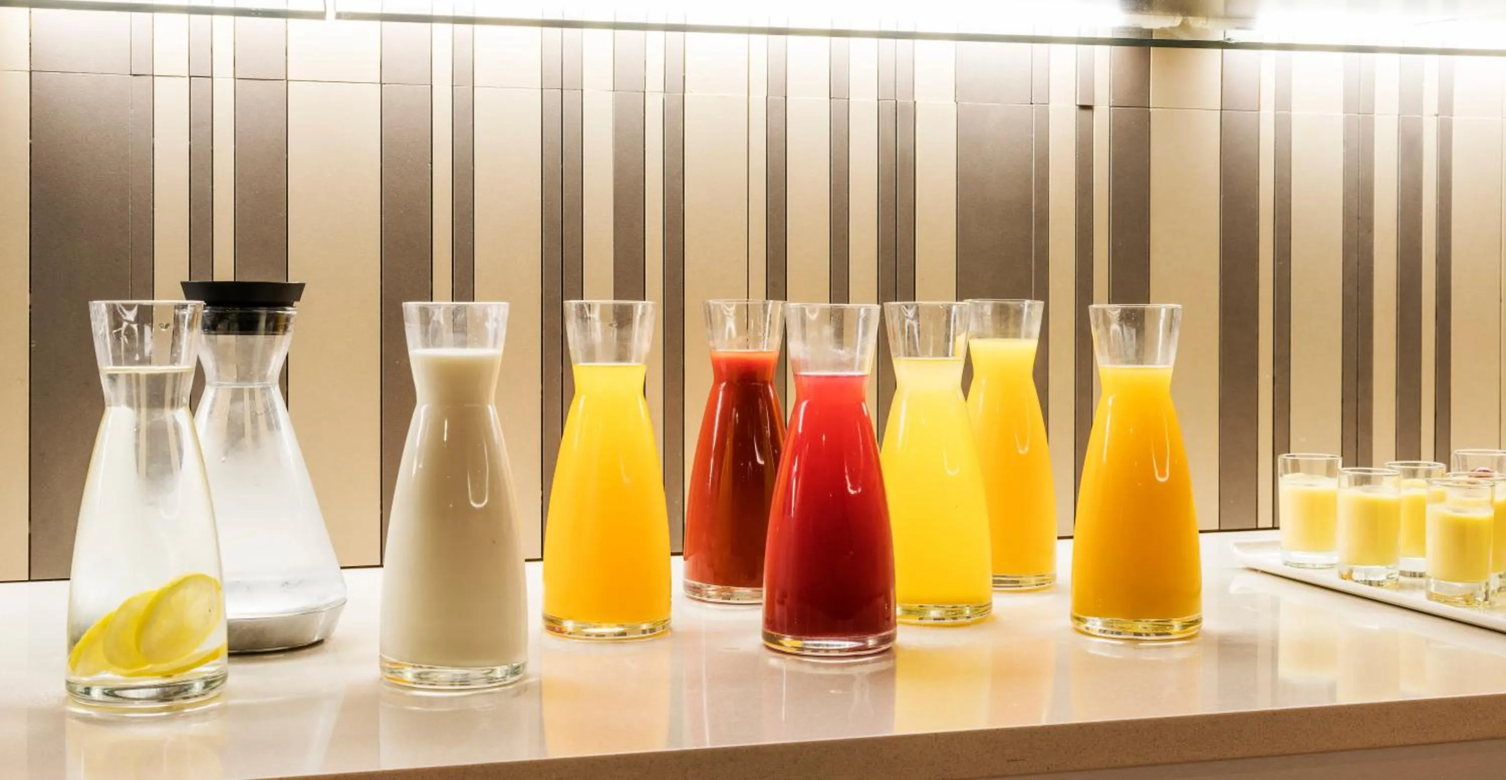 Buffet breakfast in Ilunion Golf Badajoz