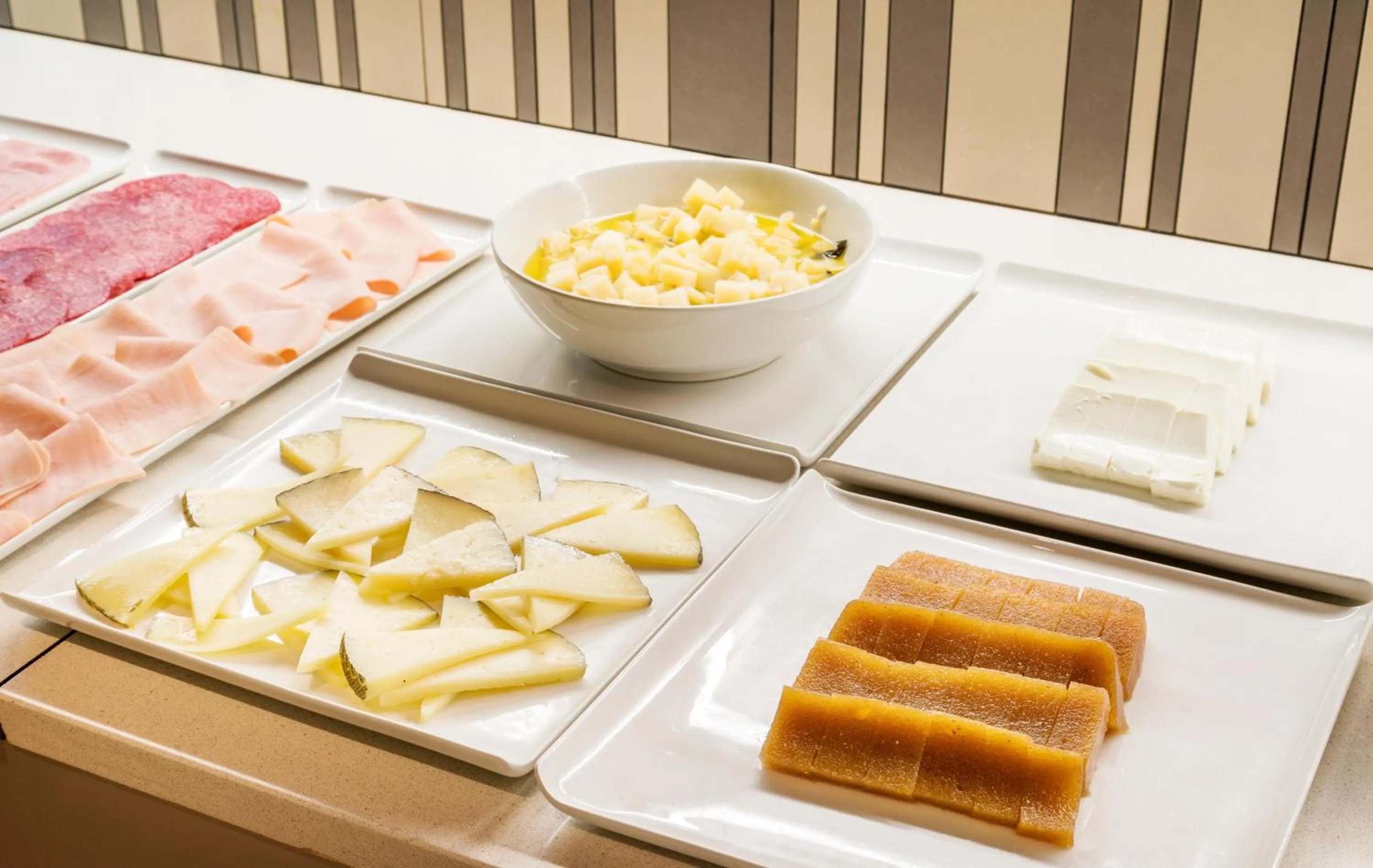 Buffet breakfast in Ilunion Golf Badajoz