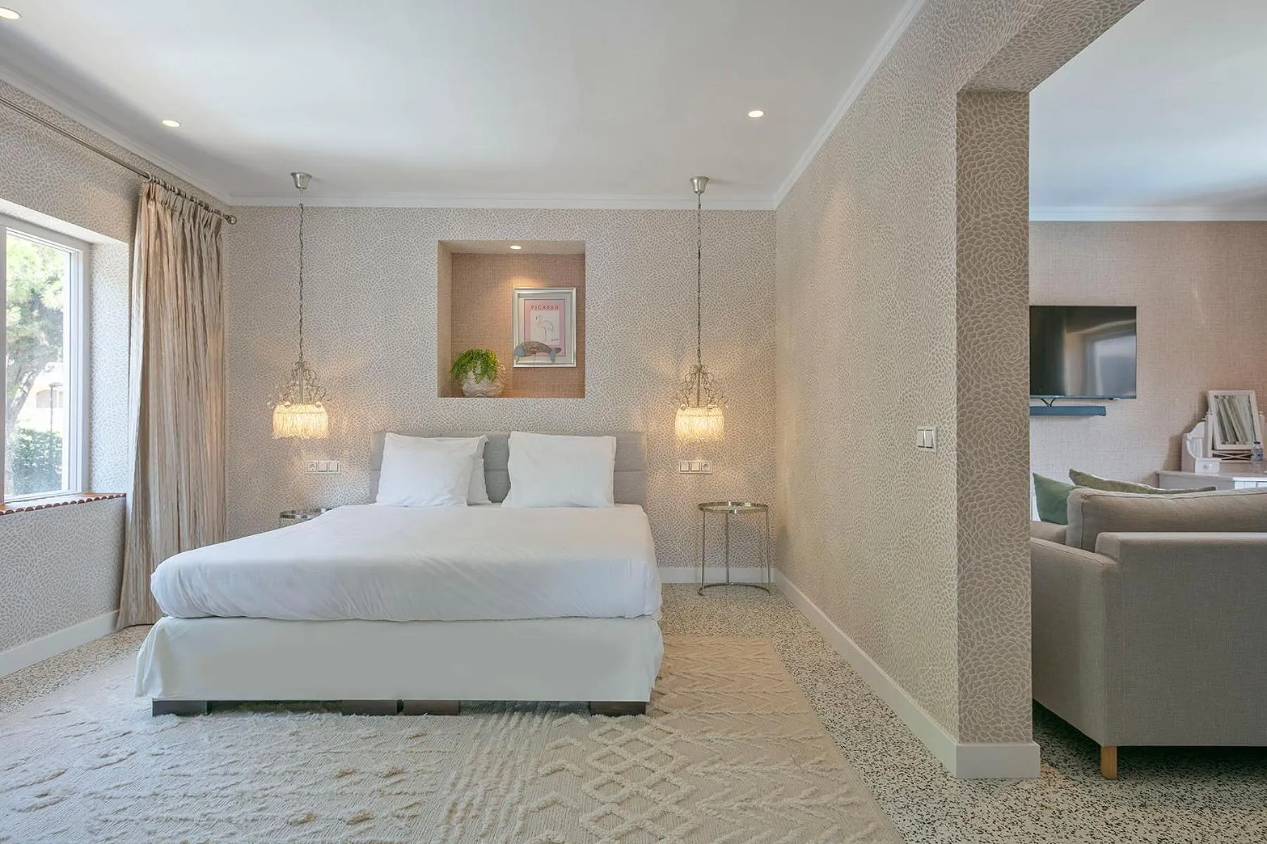 Bed in Van der Valk Hotel Barcarola