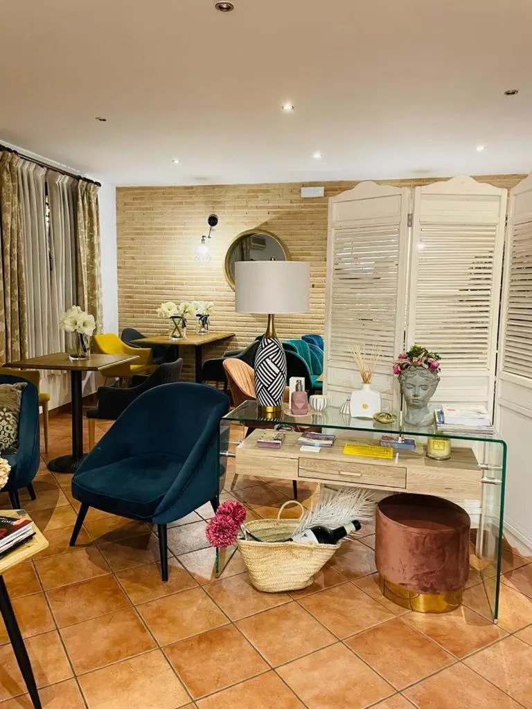 Property building in Alda Casa De Los Reyes