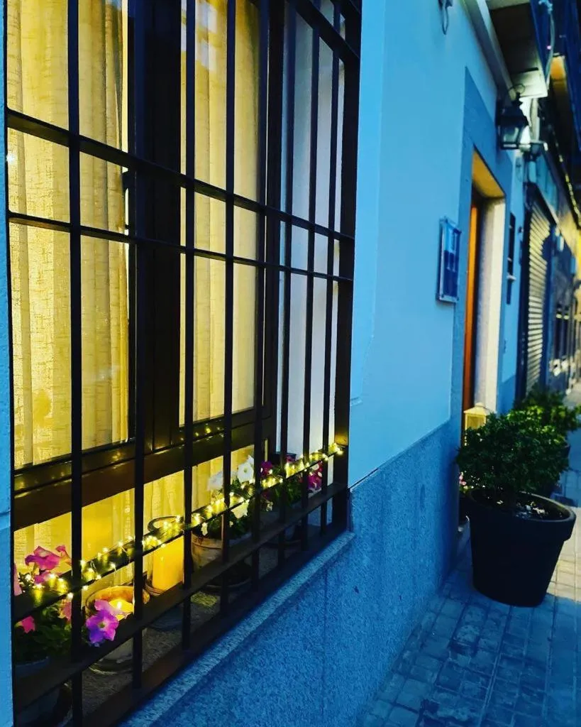 Facade/entrance in Alda Casa De Los Reyes