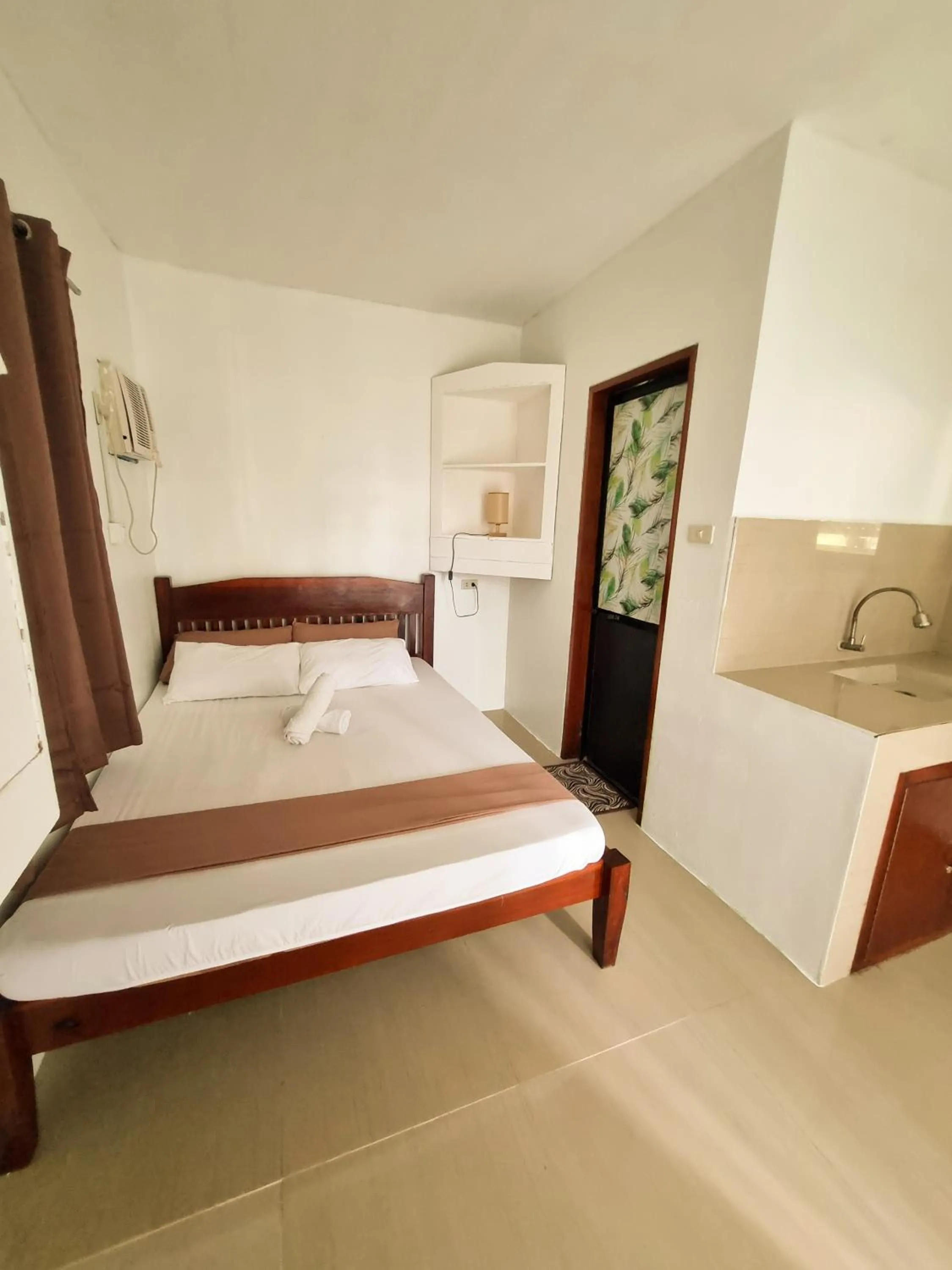 Bed in Flo Island Home