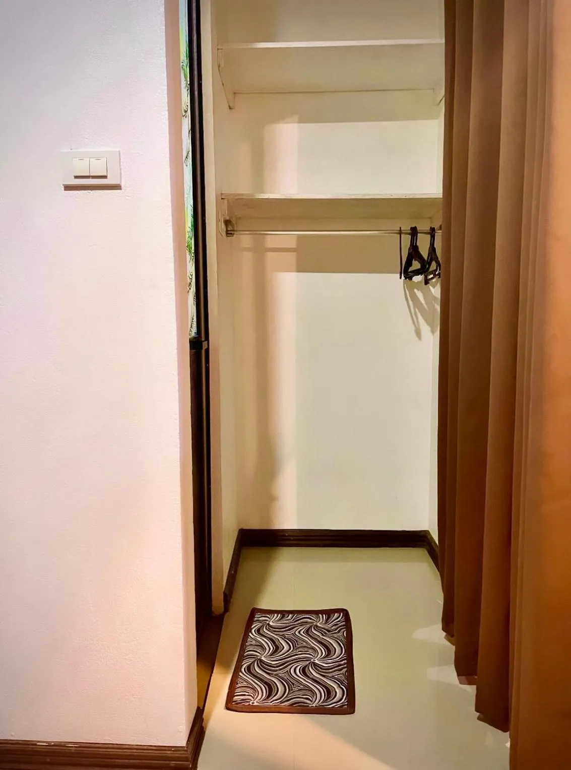 Bed in Flo Island Home