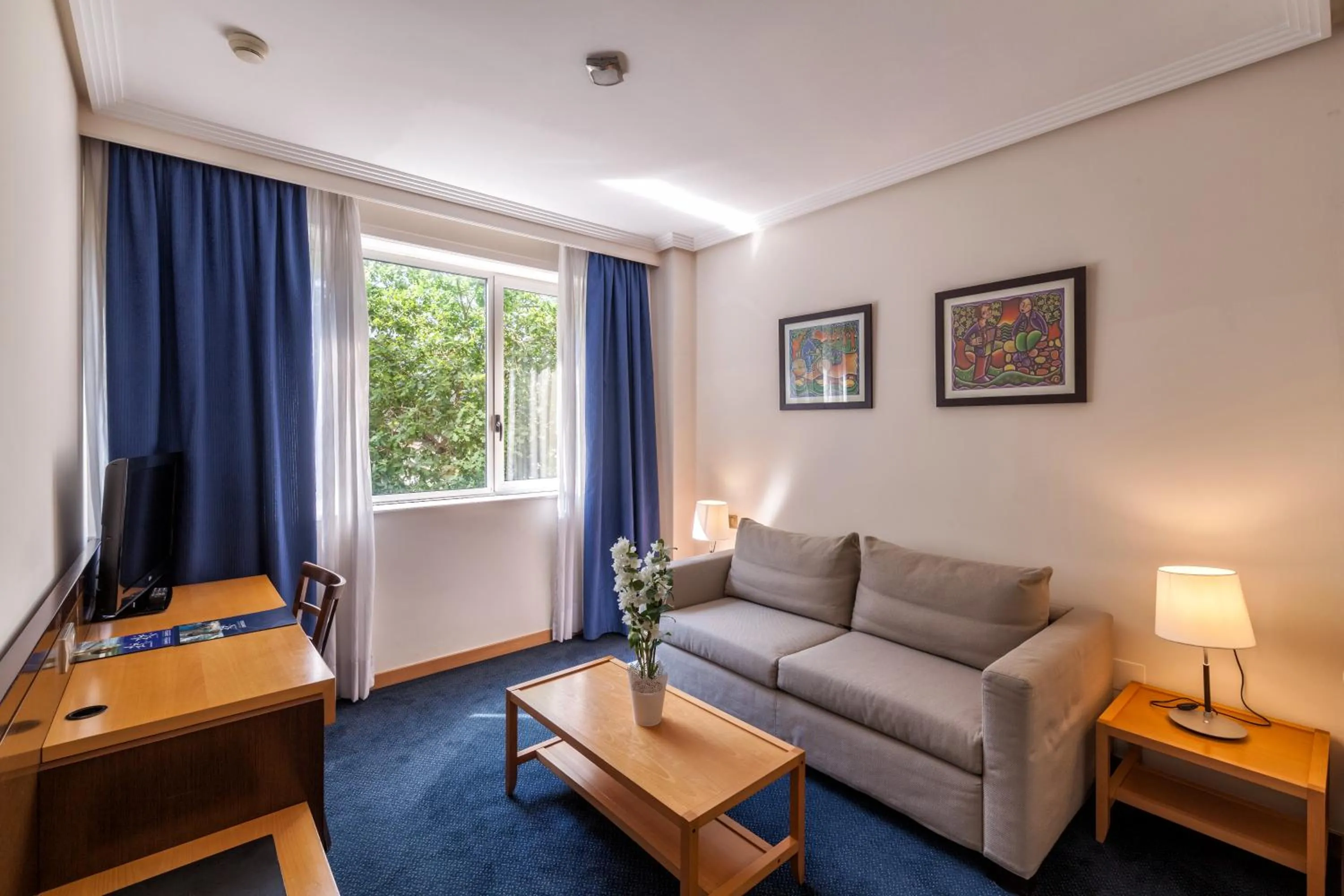 Living room in Hotel Balneario de Compostela