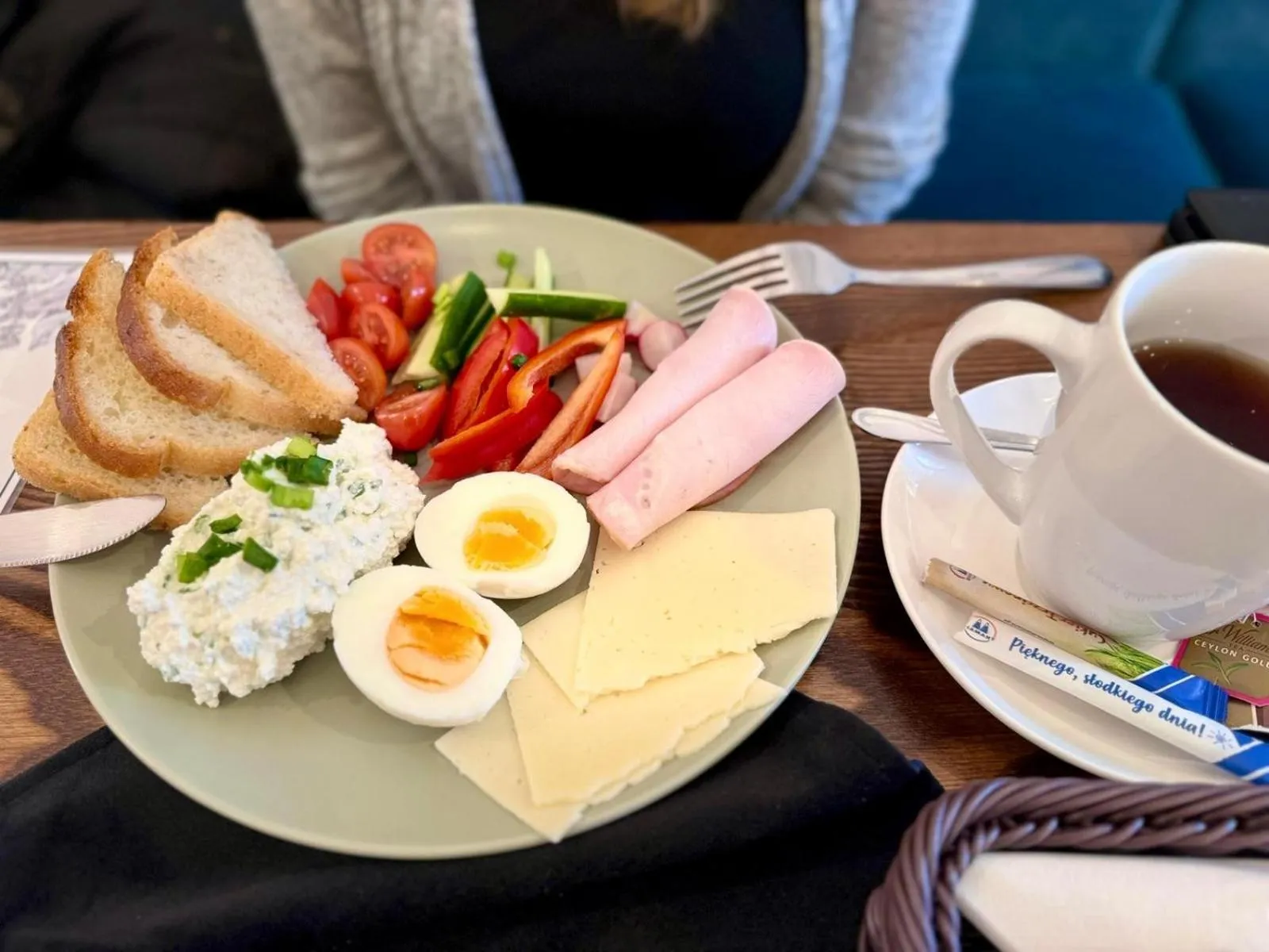 Breakfast in The Old Townhouse