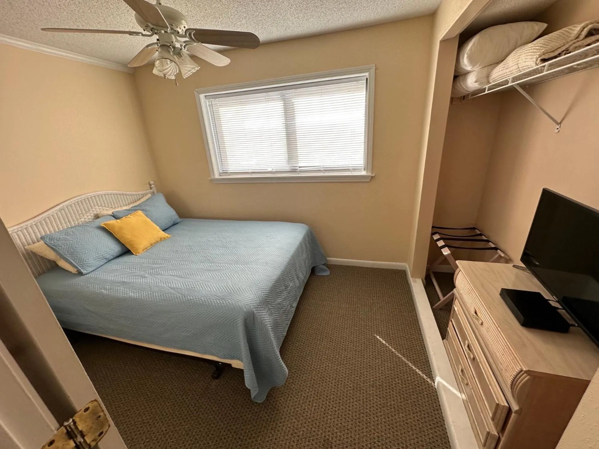 Bed in Ocean Villas Beach Resort