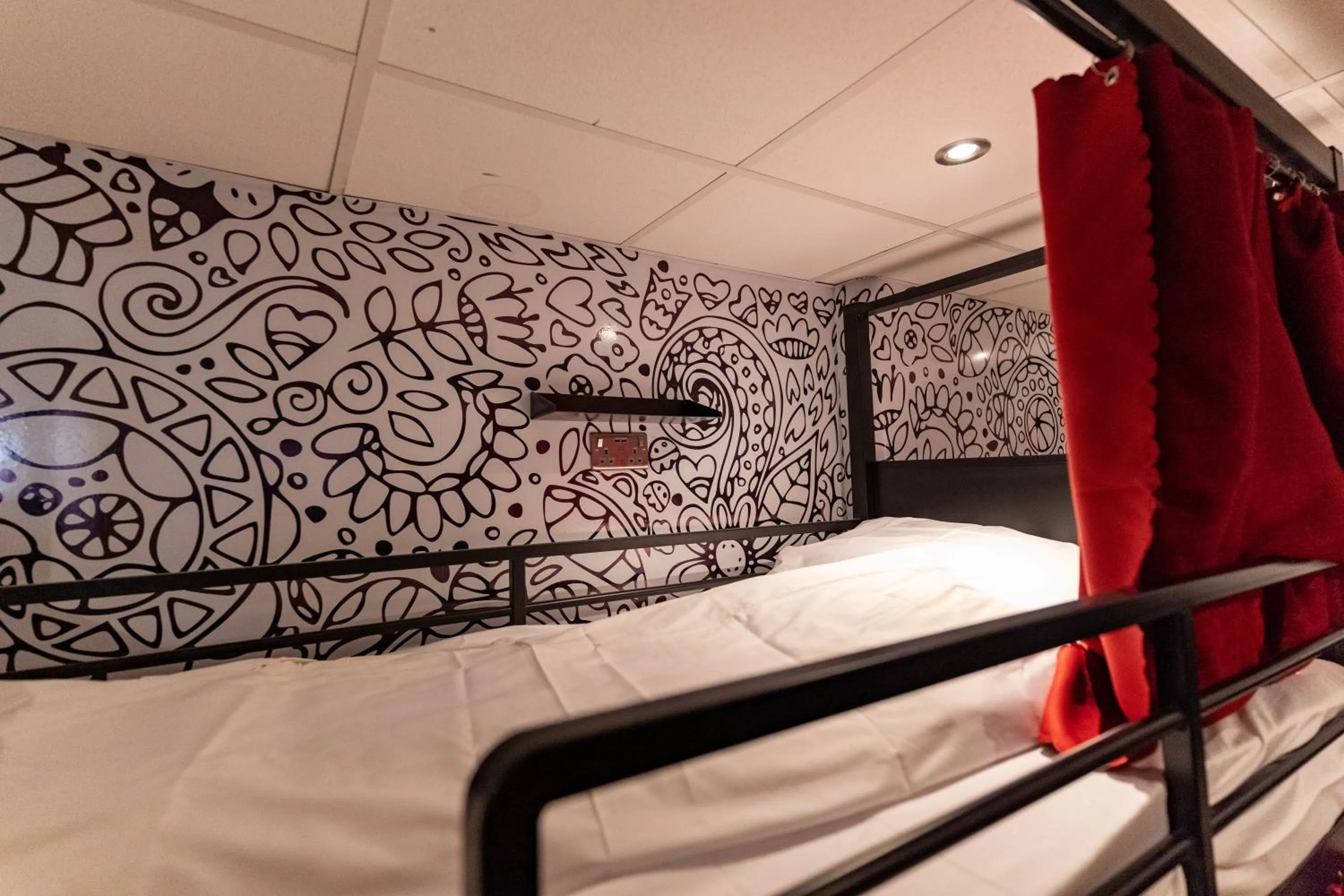 Bed in Hostelle - women only hostel London