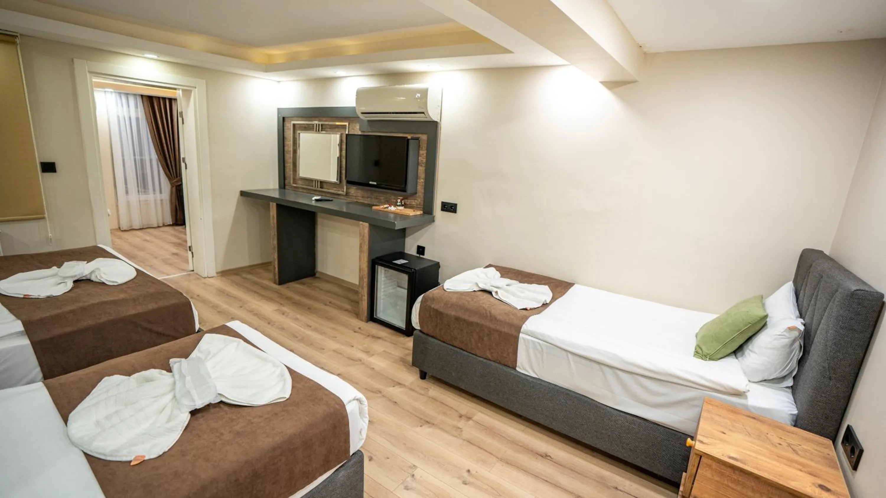 Bed in MİLA SUİTES TAKSİM