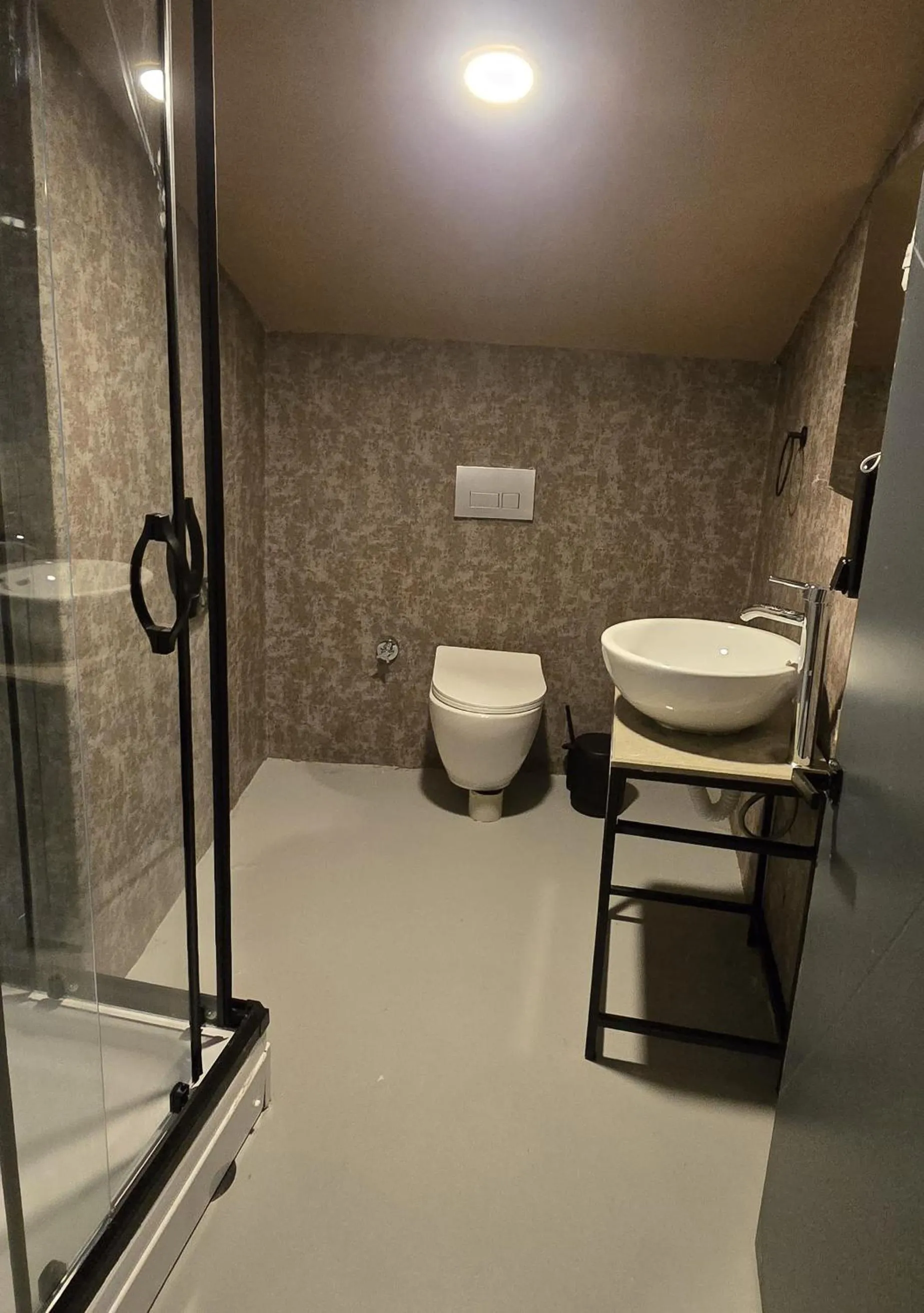 Shower in Lupo Libero Hotel Spa