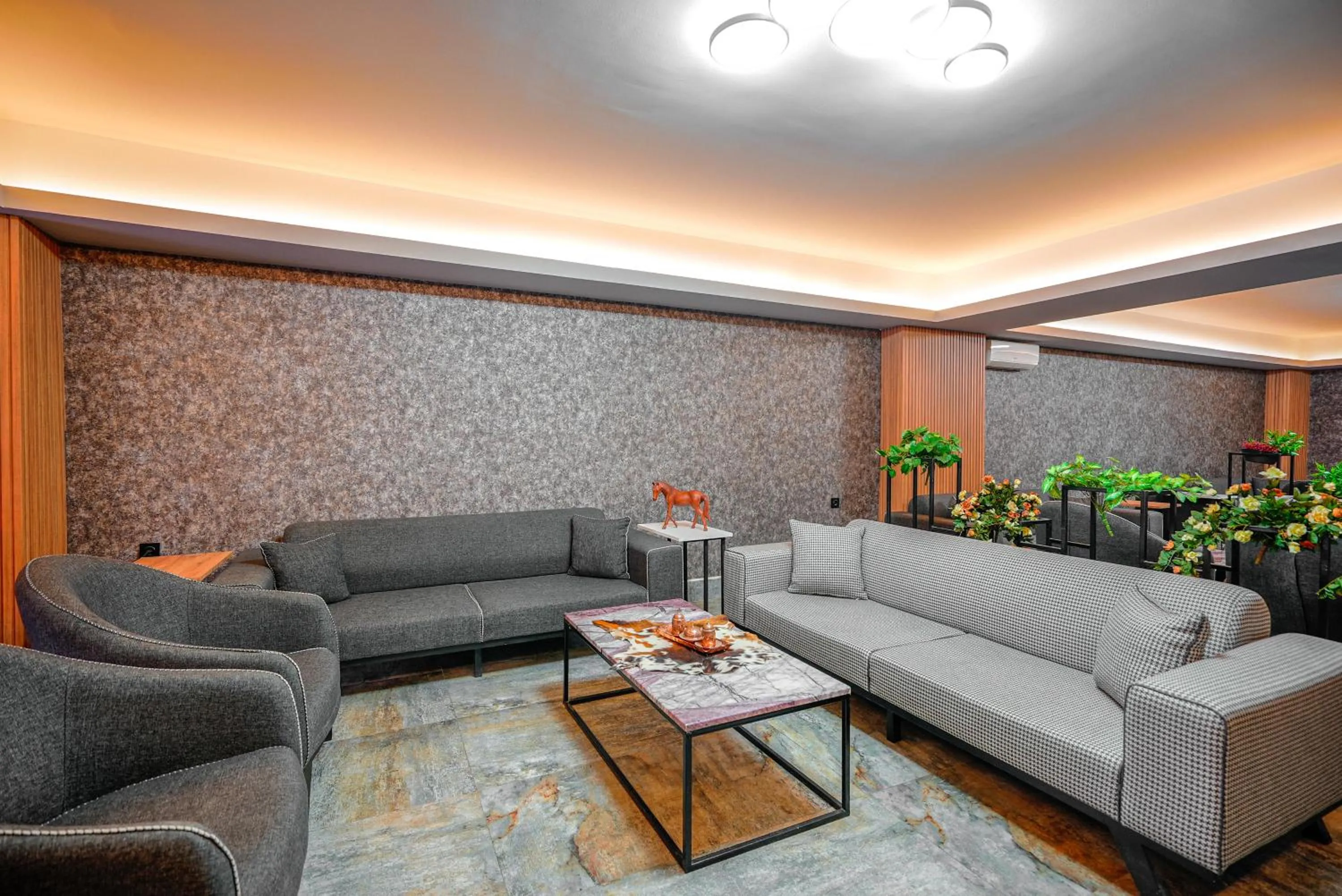 Lobby or reception in Lupo Libero Hotel Spa