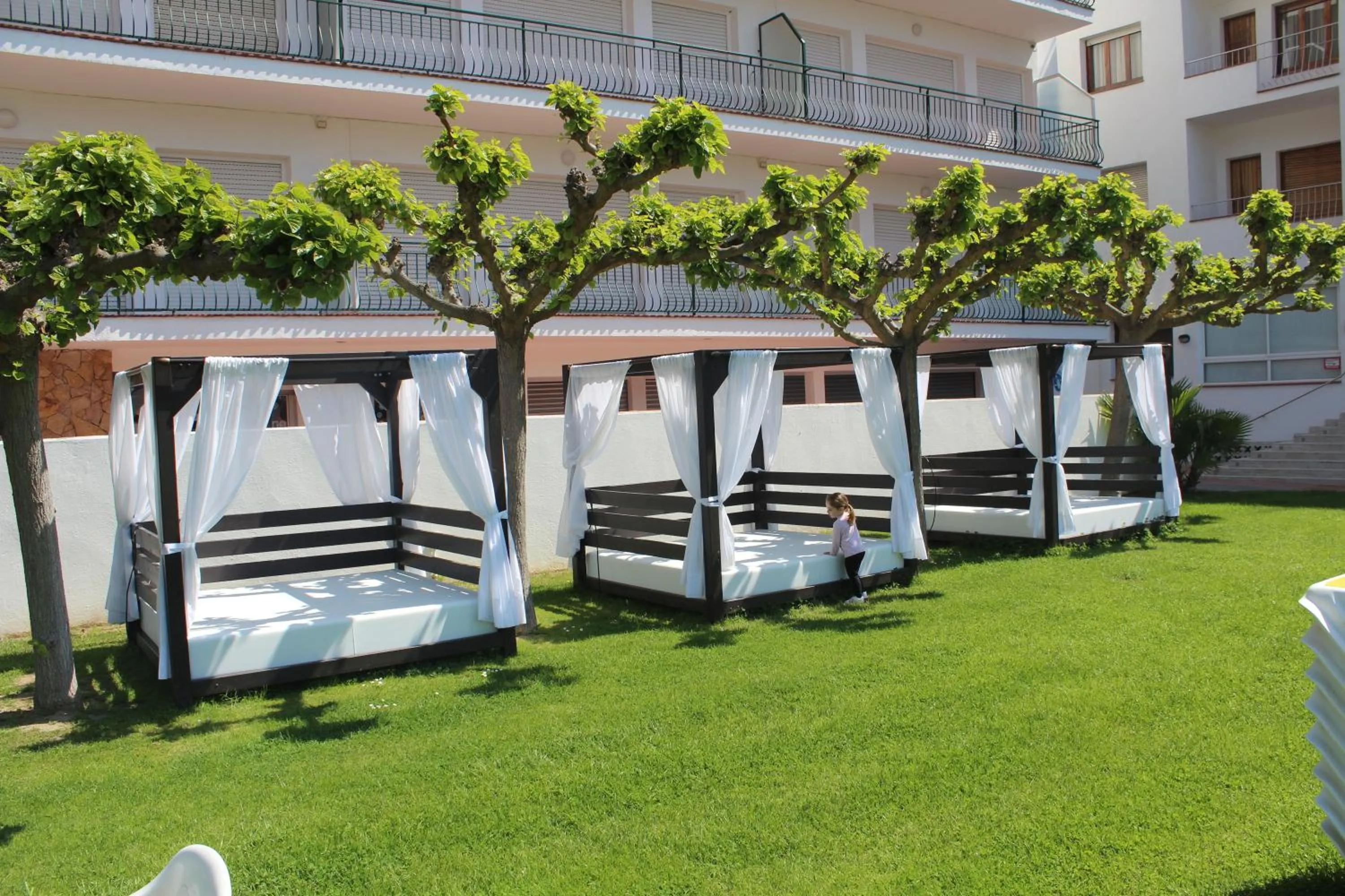 Garden in Checkin Flamingo