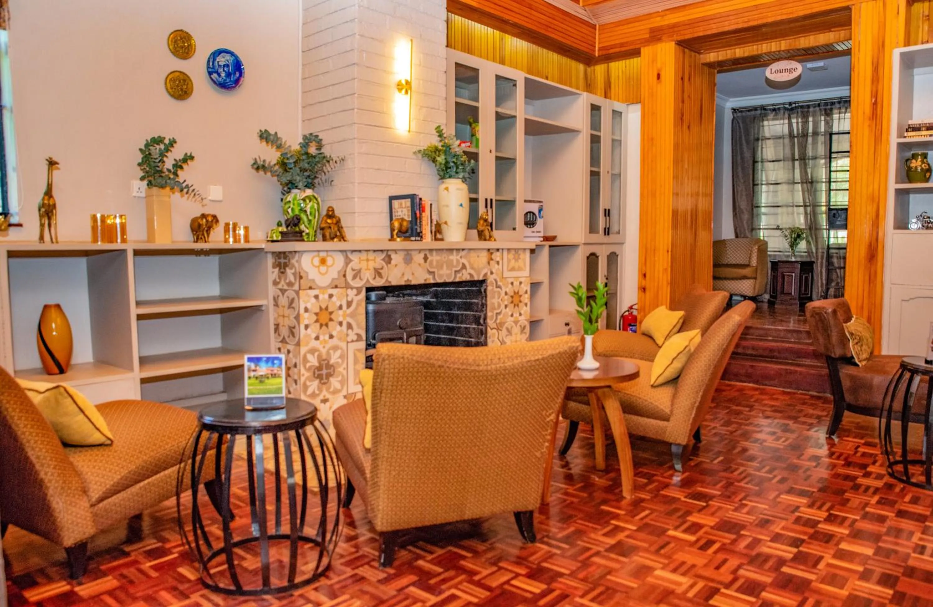 Communal lounge/ TV room in Cozy Stead Hotel - Garden House, Gigiri