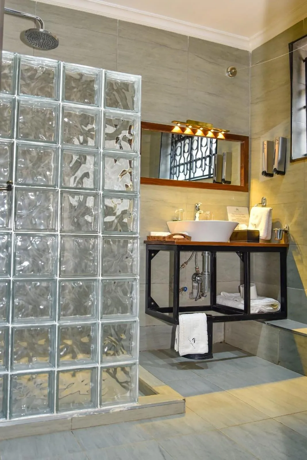 Bathroom in Cozy Stead