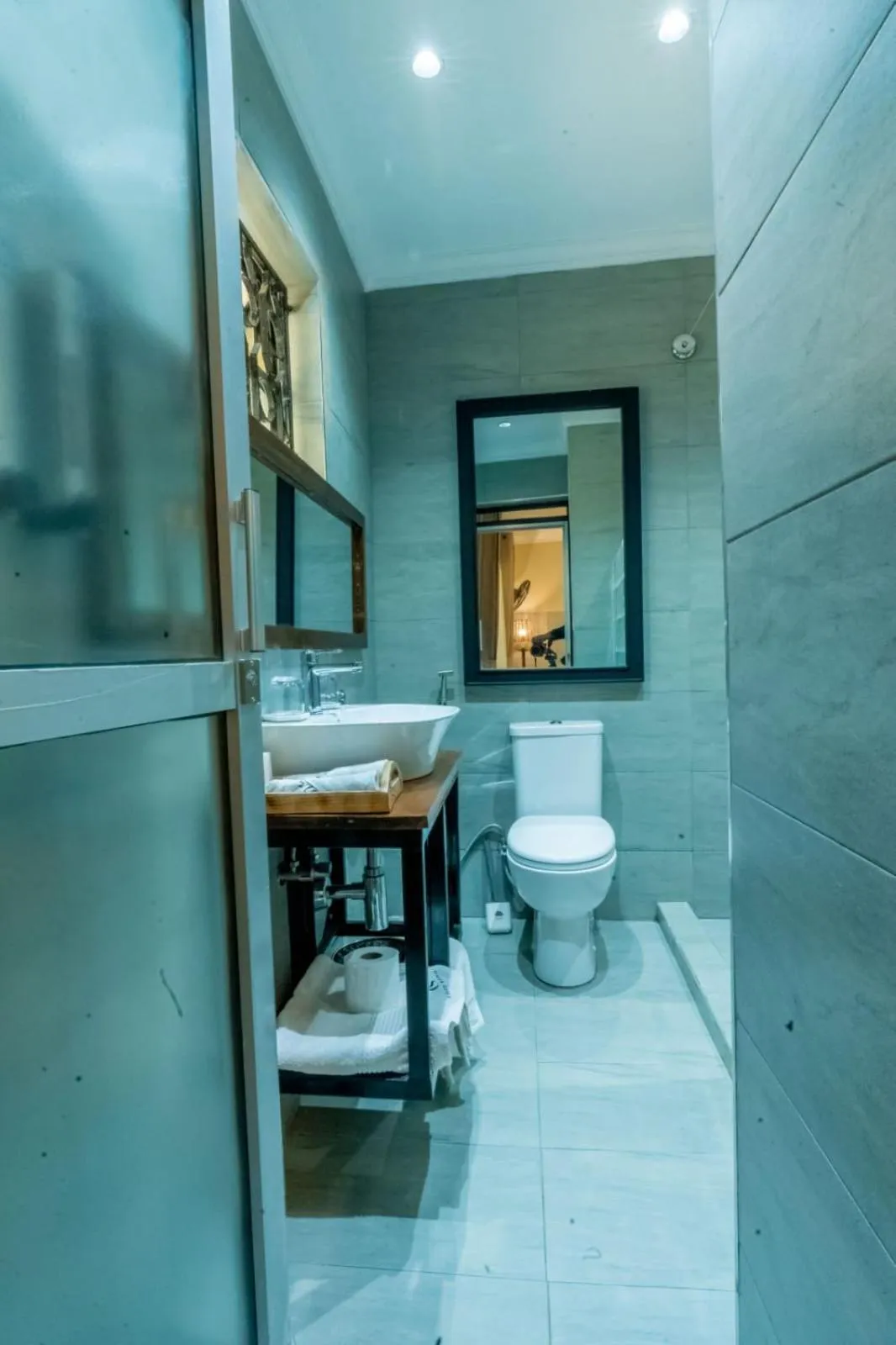 Bathroom in Cozy Stead