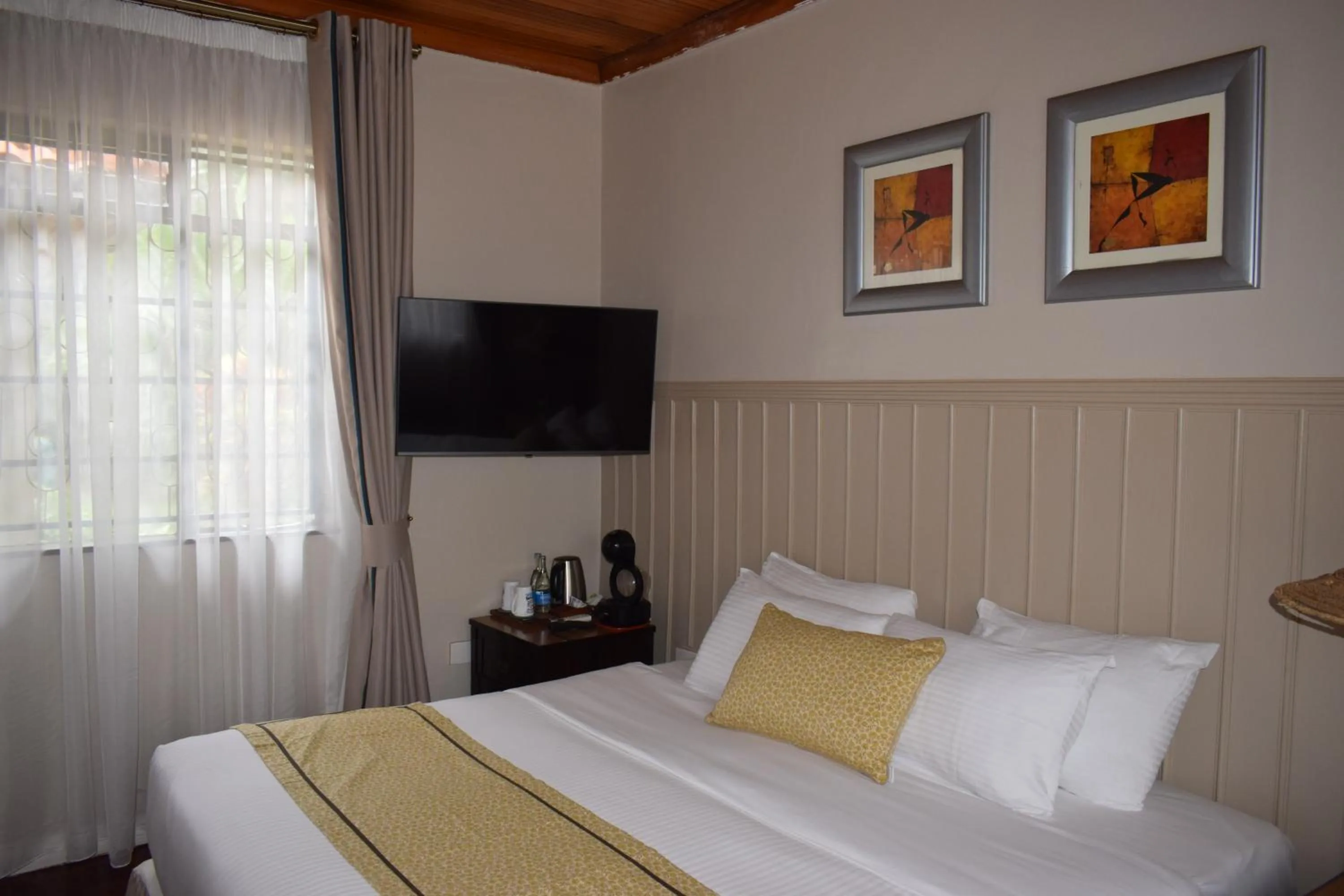 Bedroom, Bed in Cozy Stead