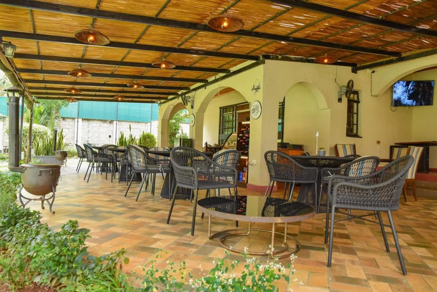 Restaurant/places to eat in Cozy Stead