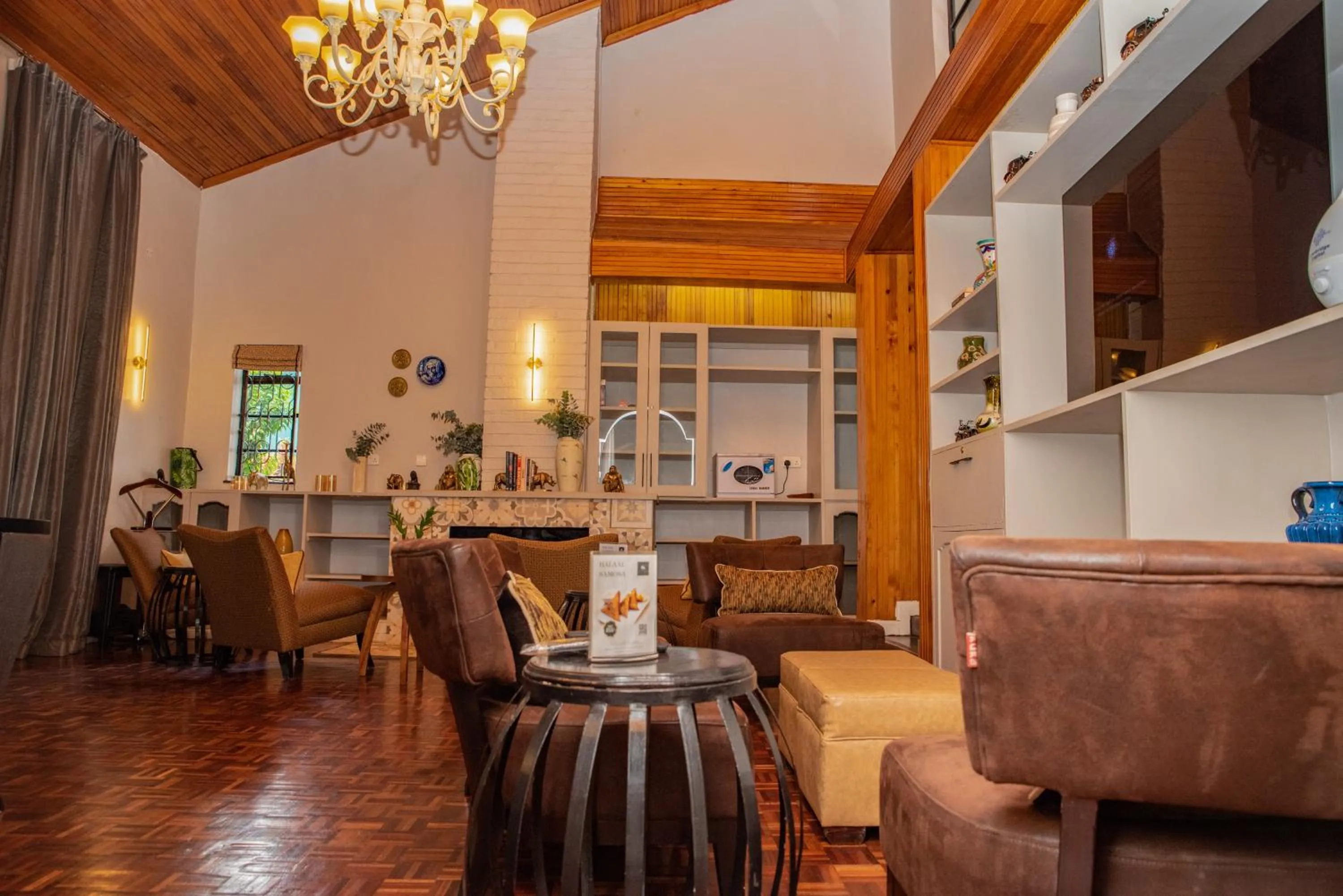 Communal lounge/ TV room in Cozy Stead Hotel - Garden House, Gigiri