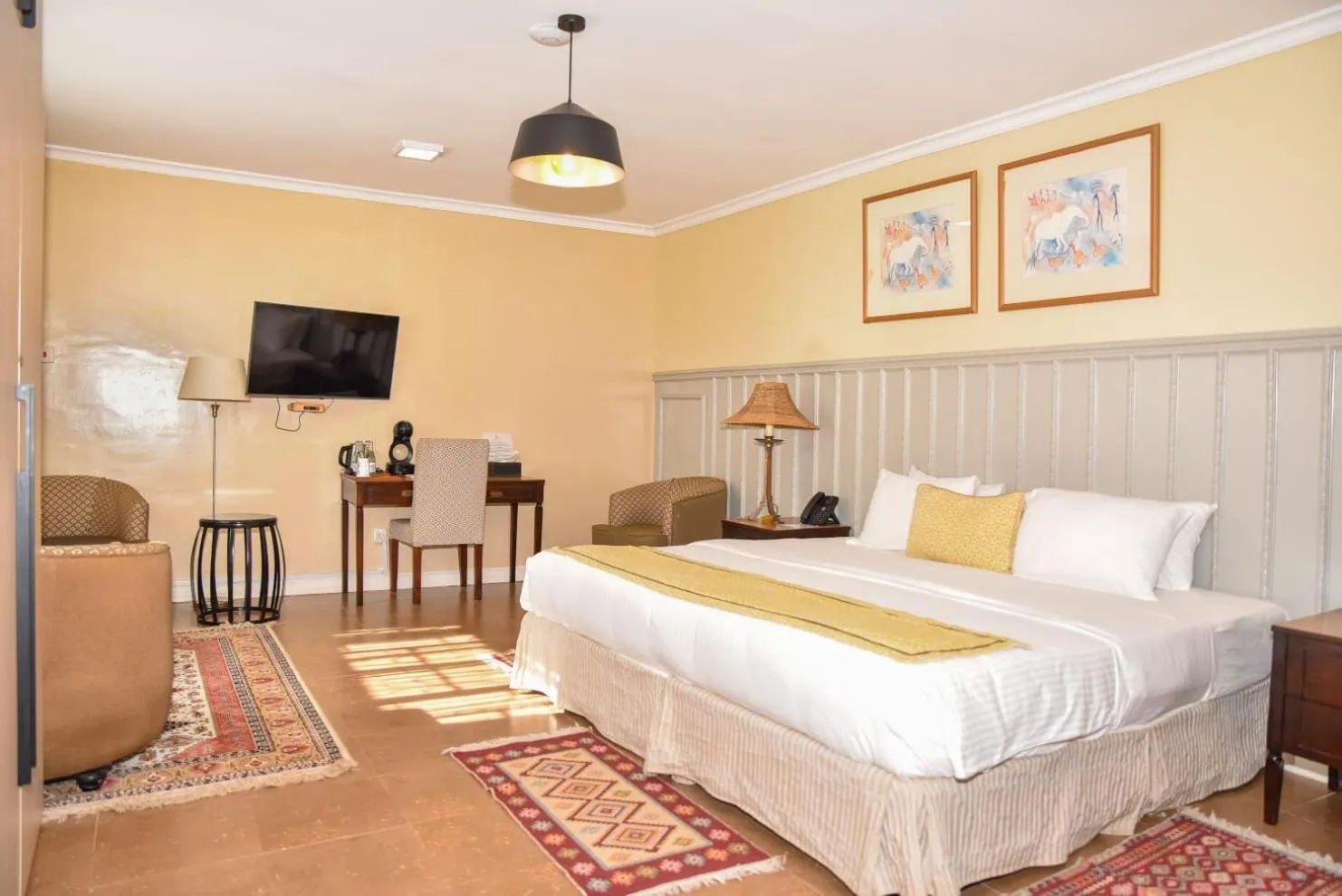 Bedroom, Bed in Cozy Stead