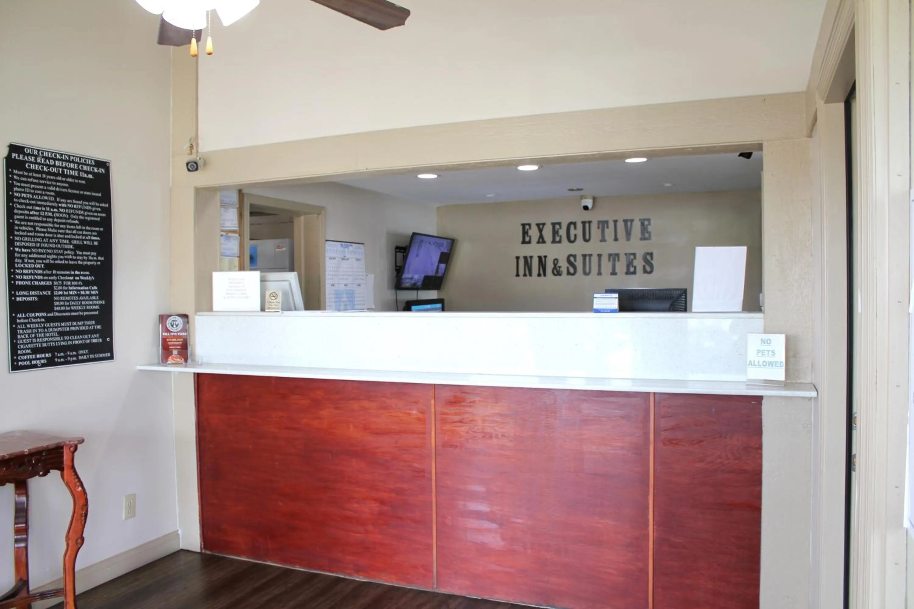 Lobby or reception in Executive Inn & Suites
