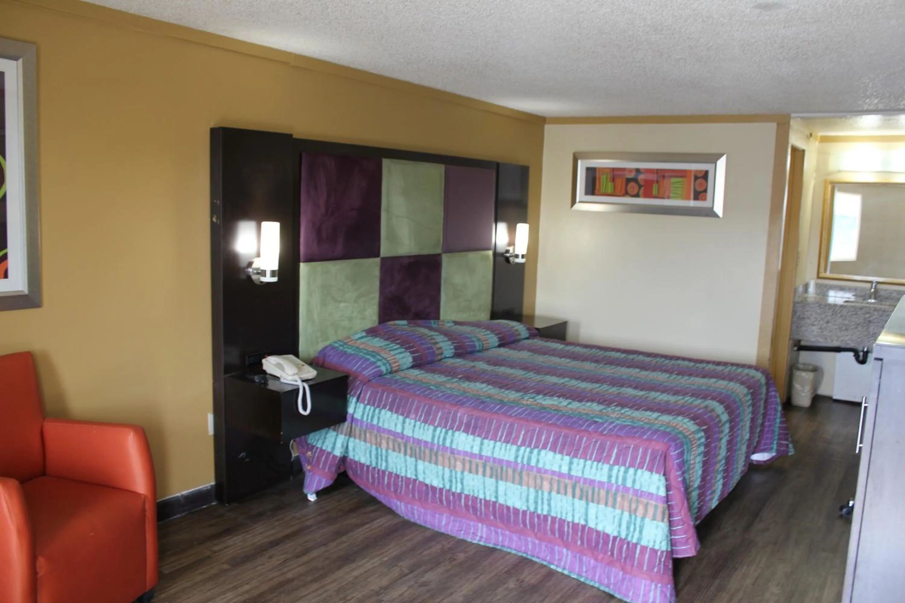 Bed in Executive Inn & Suites