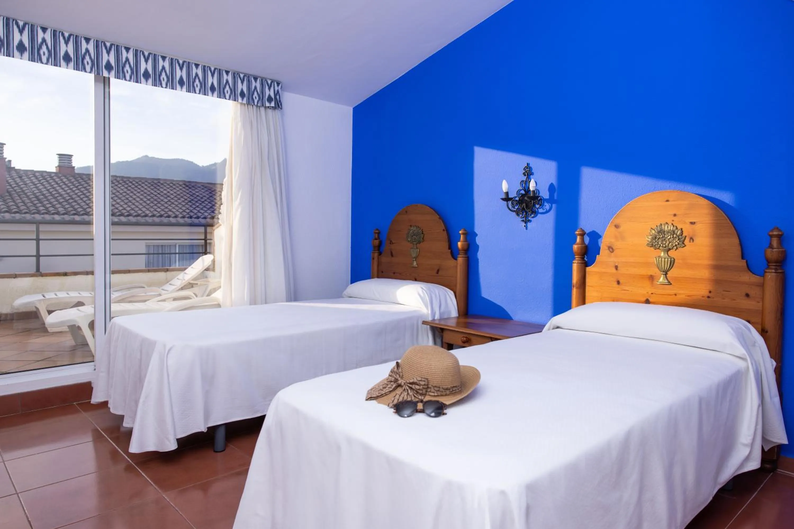 Bedroom, Bed in RVHotels Mar de Tossa