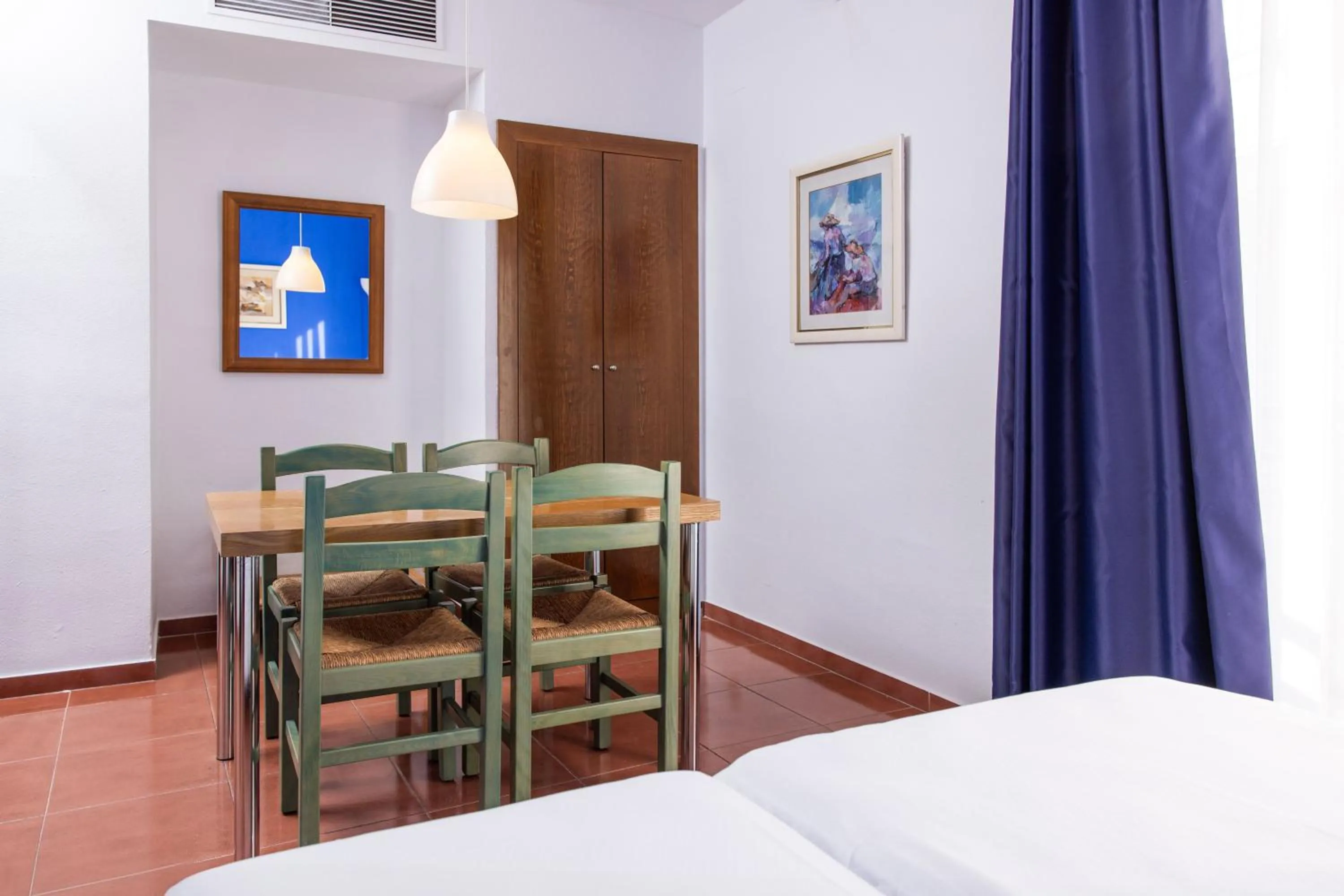 Bedroom, Bed in RVHotels Mar de Tossa