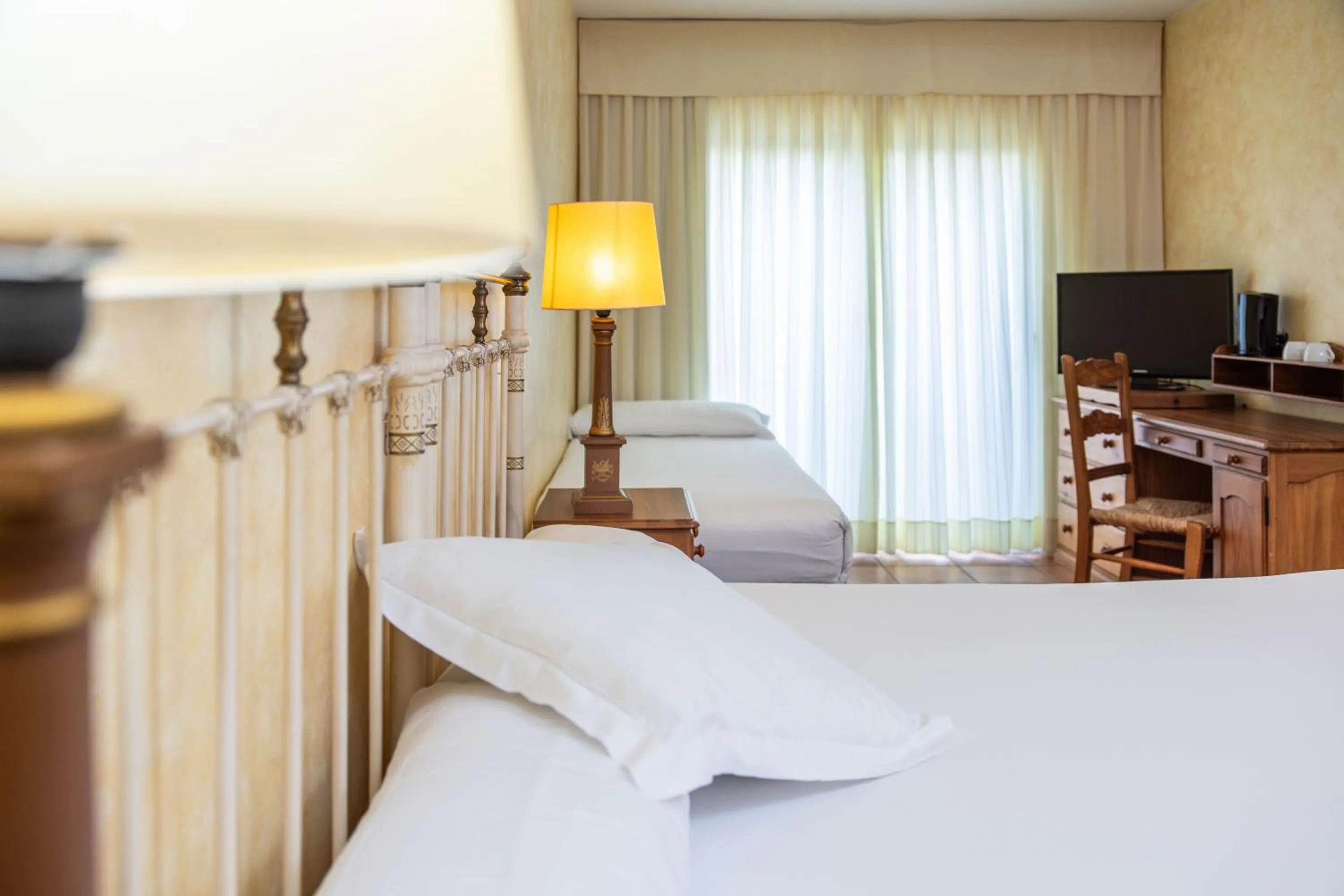 Bedroom, Bed in RVHotels Vila de Tossa