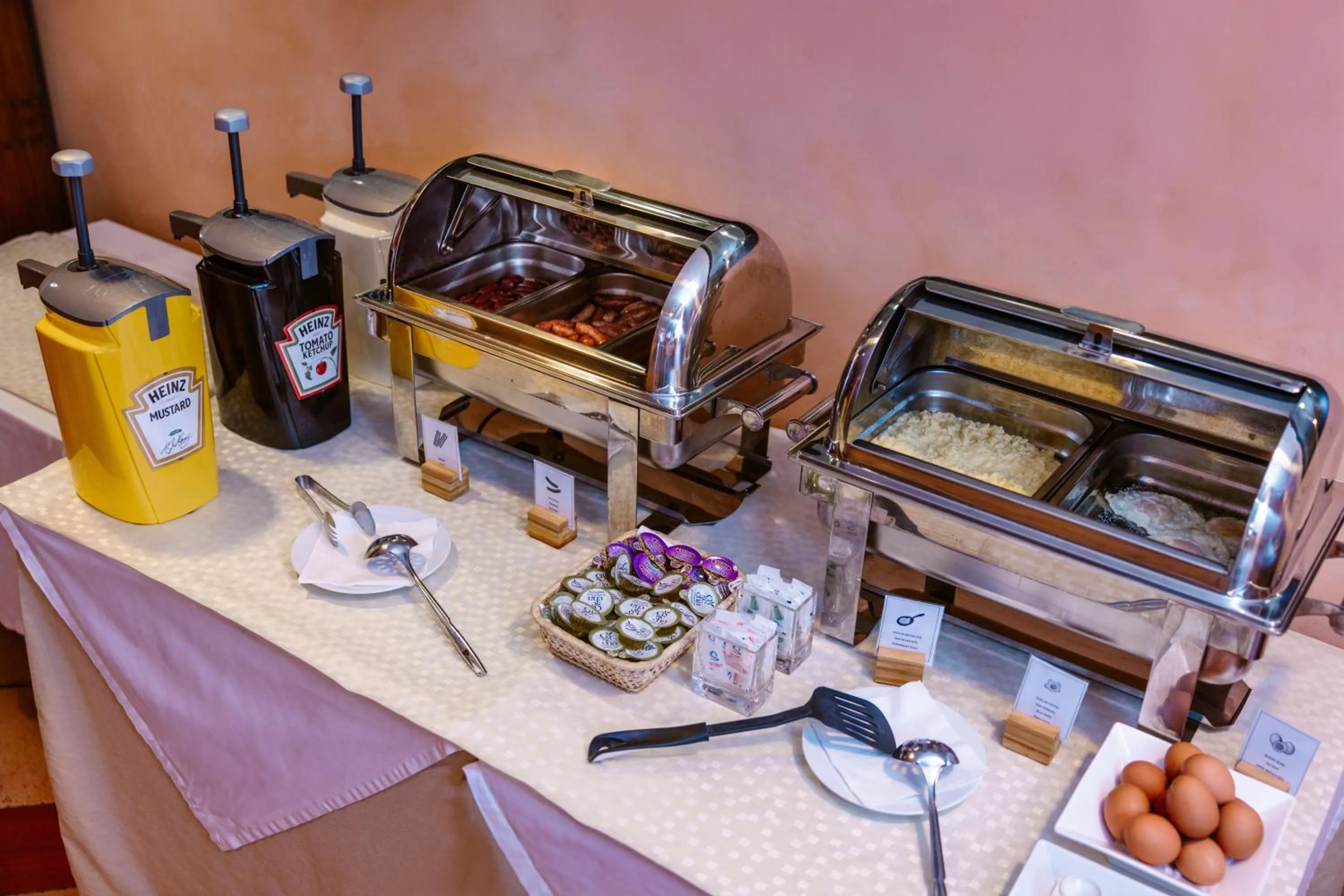 Buffet breakfast in RVHotels Vila de Tossa